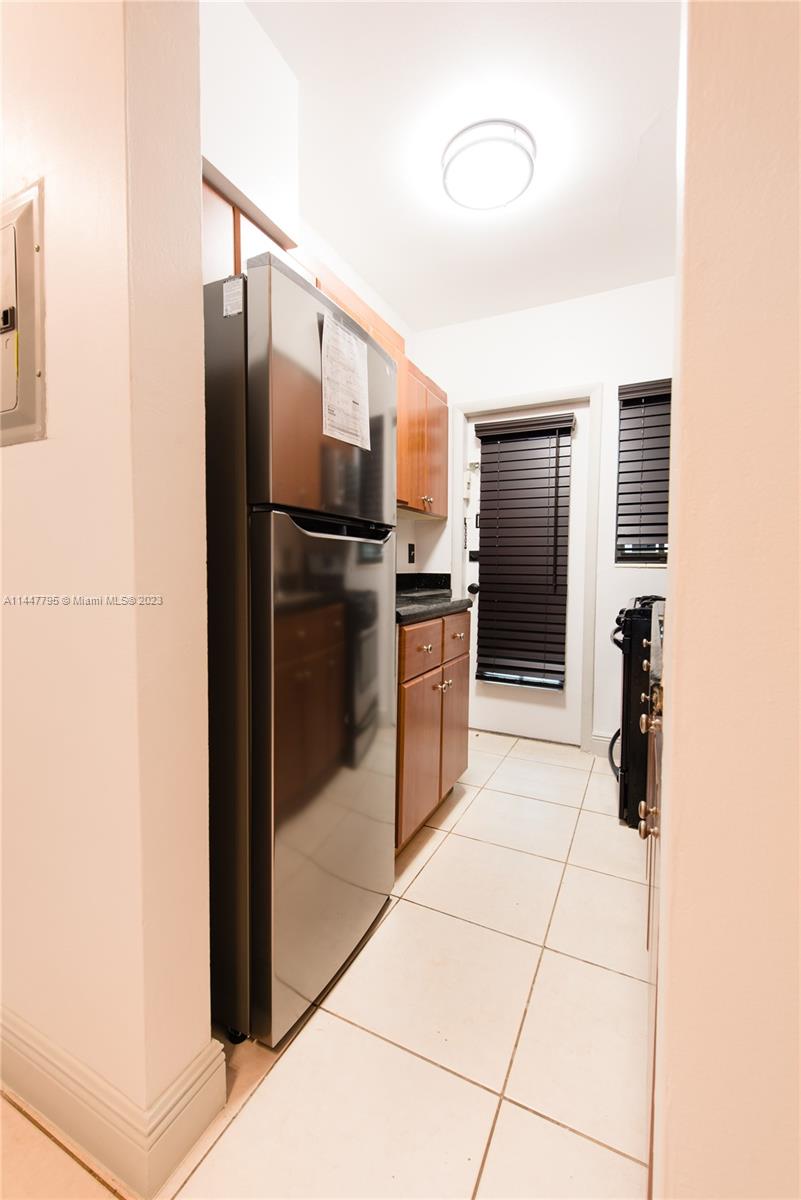 635 8th St Unit: 104