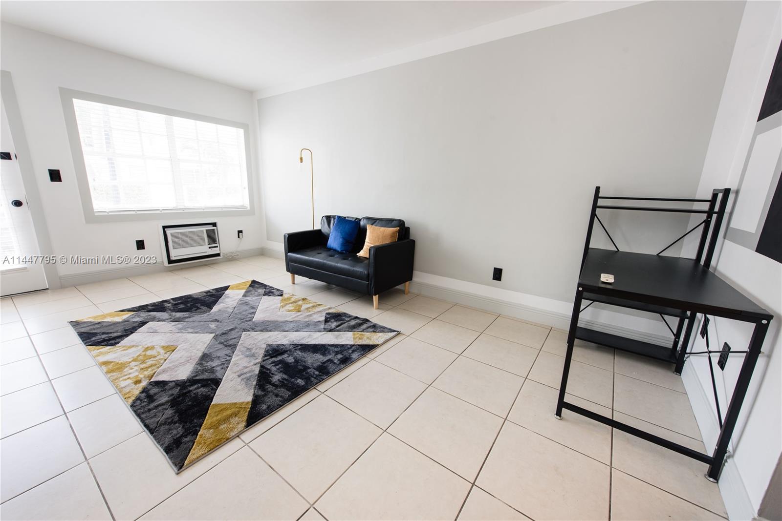 635 8th St Unit: 104