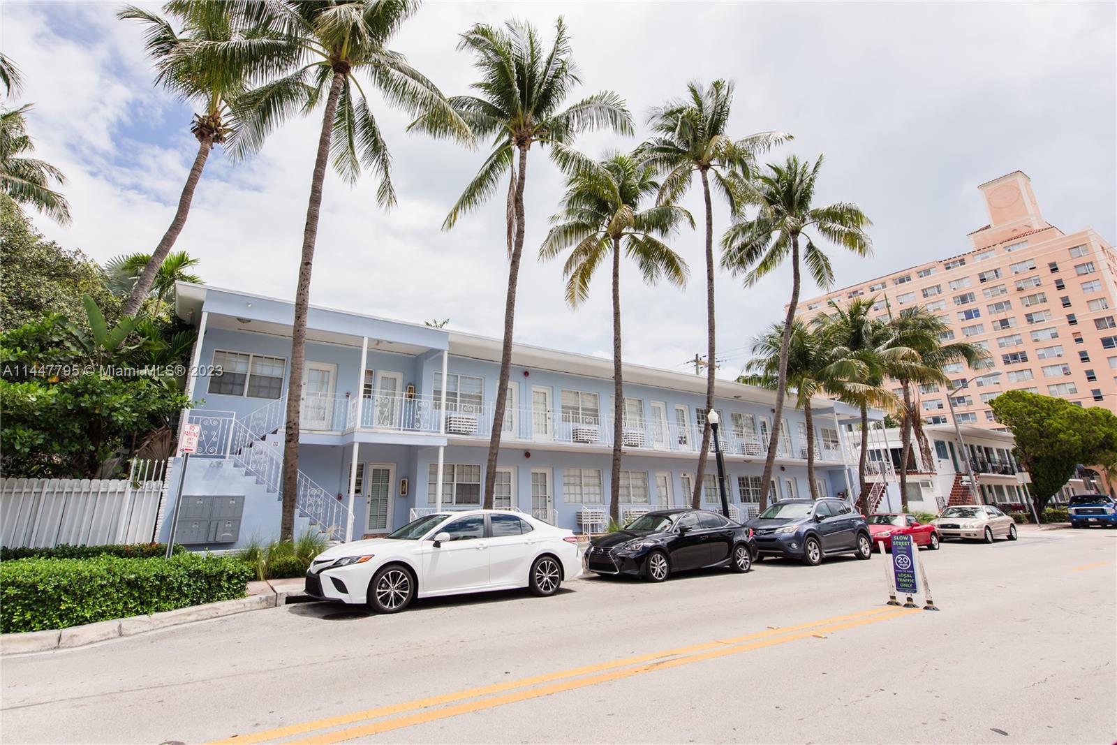 635 8th St Unit: 104