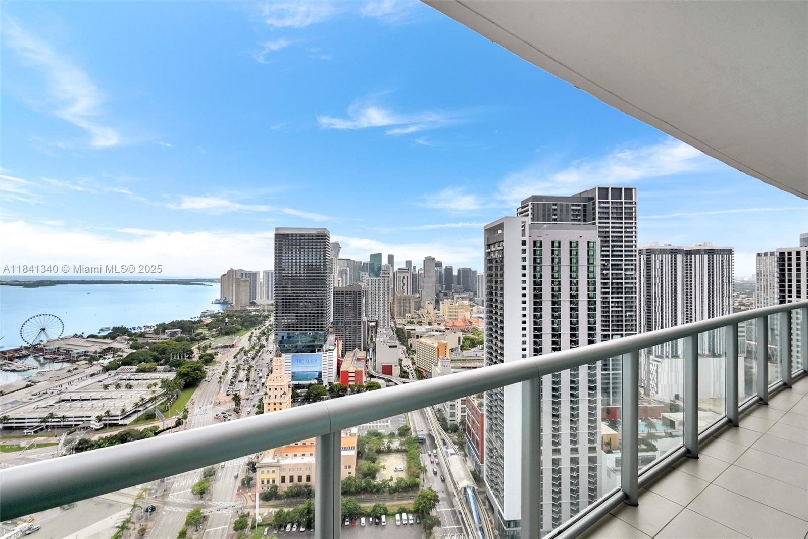 888 Biscayne Blvd # 4102