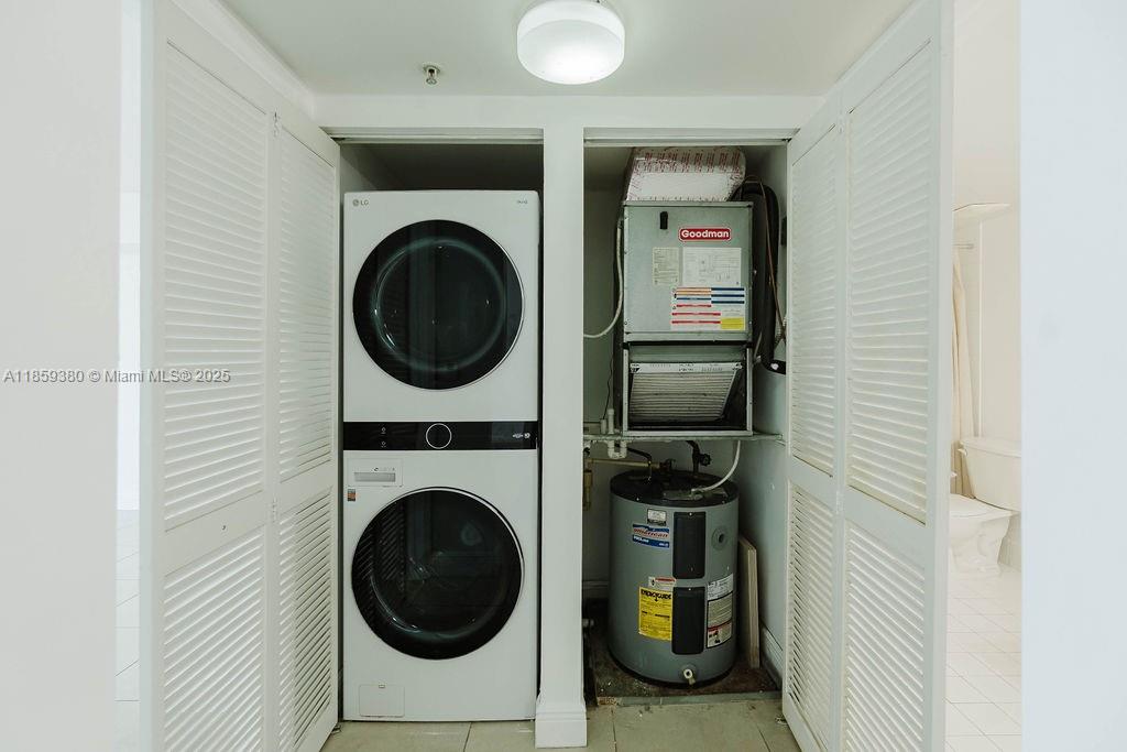 60 NW 37th Ave # 405