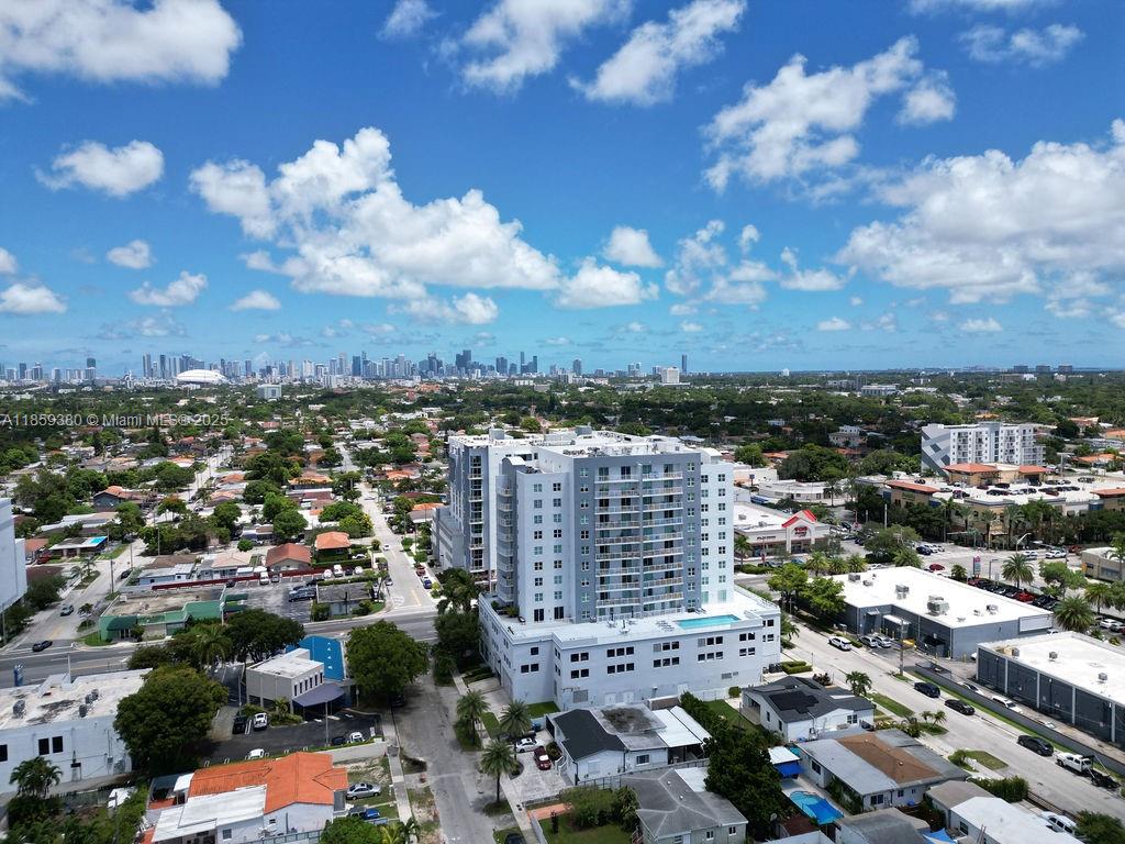 60 NW 37th Ave # 405