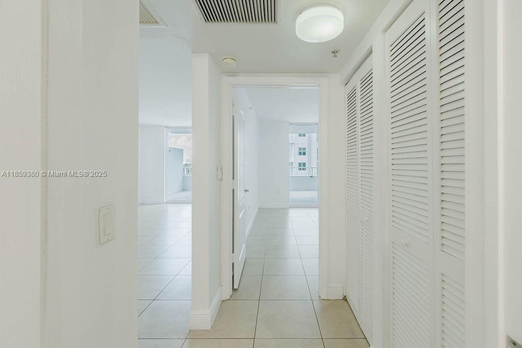 60 NW 37th Ave # 405