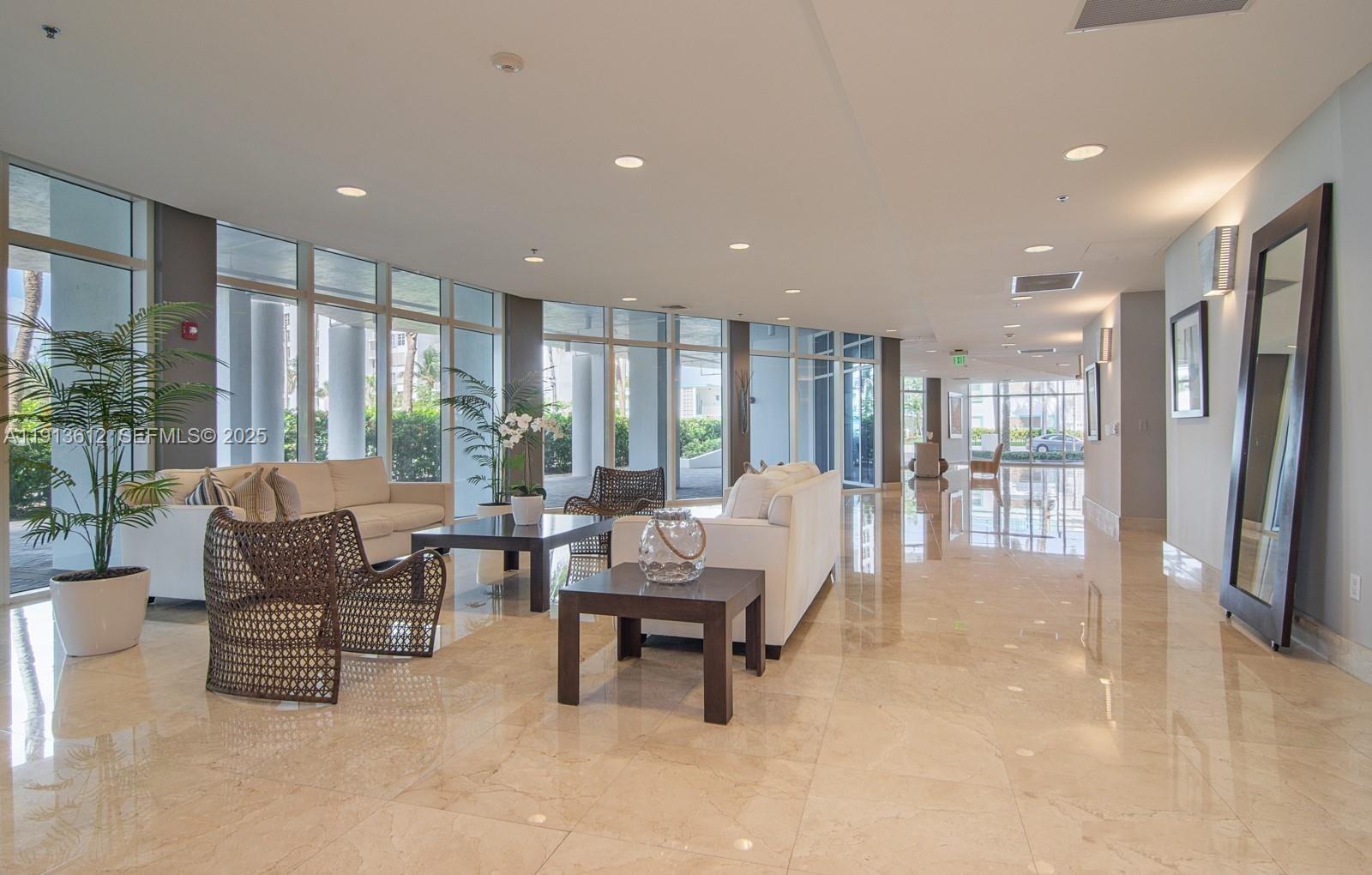 6515 Collins Ave # 1007