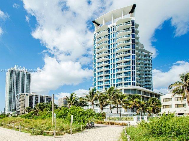 6515 Collins Ave # 1007
