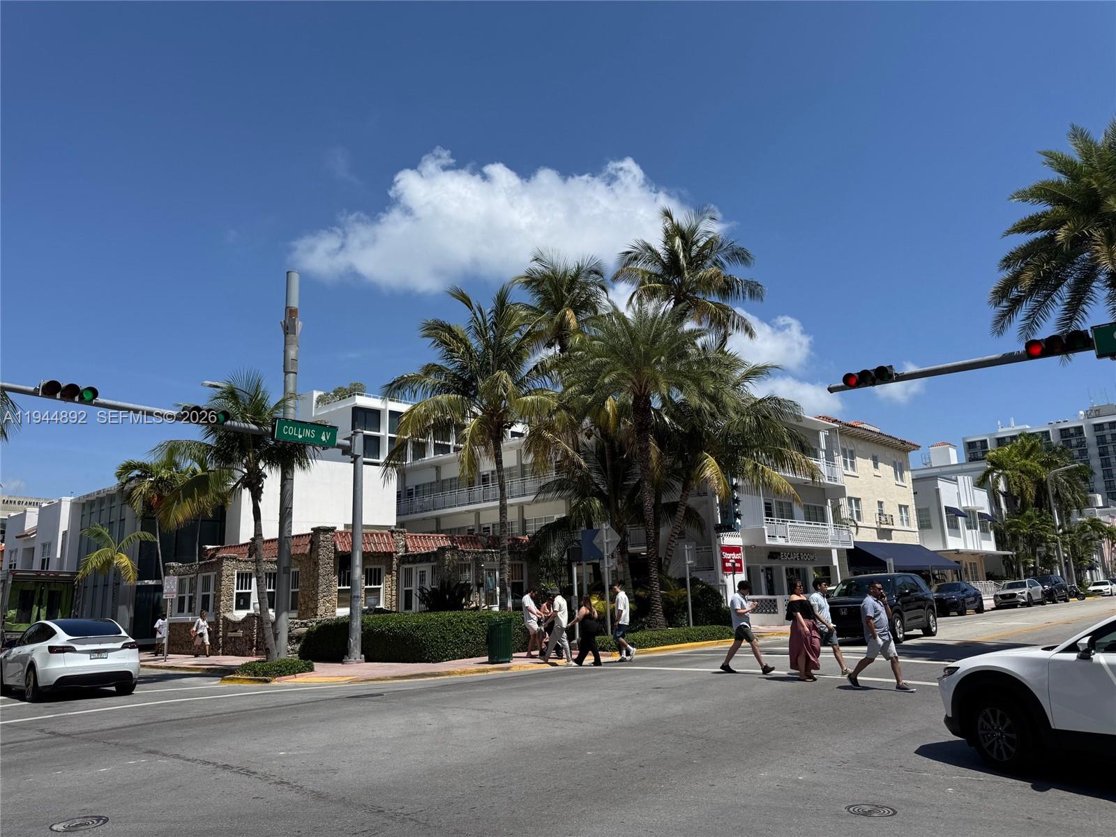 865 Collins Ave # 305