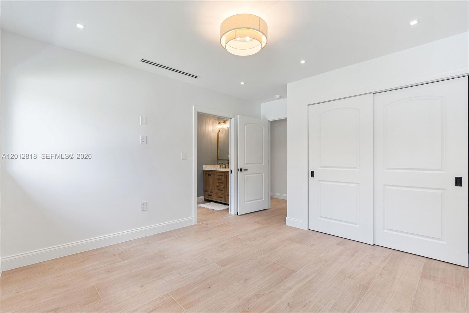 1431 Certosa Ave