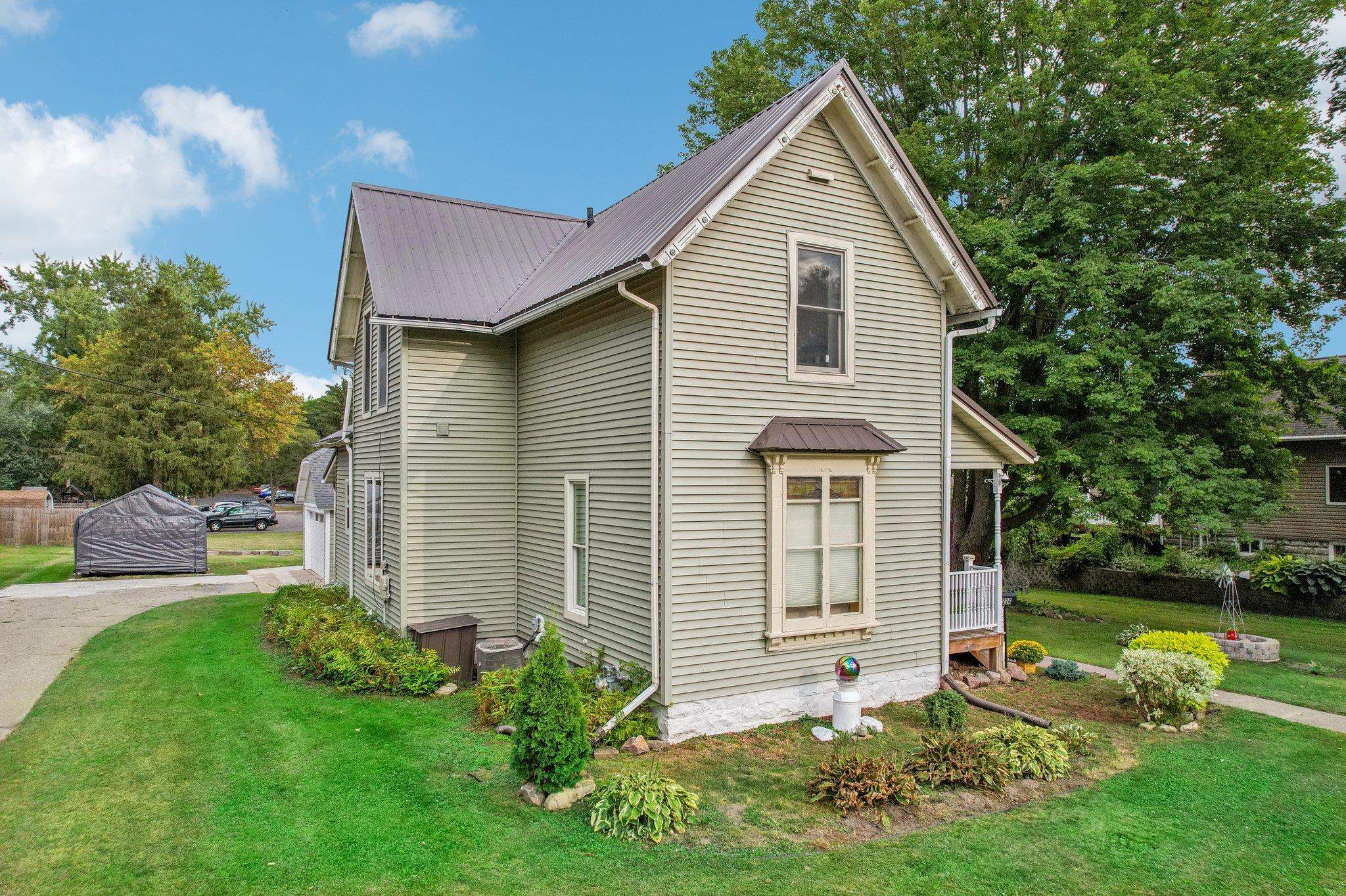 226 Laurel Street