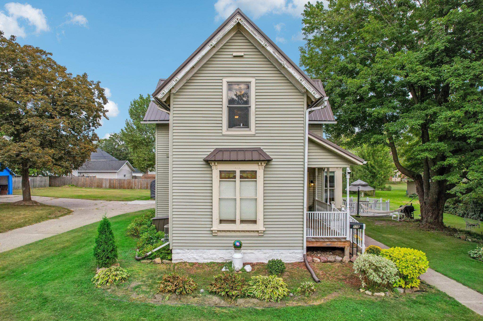 226 Laurel Street