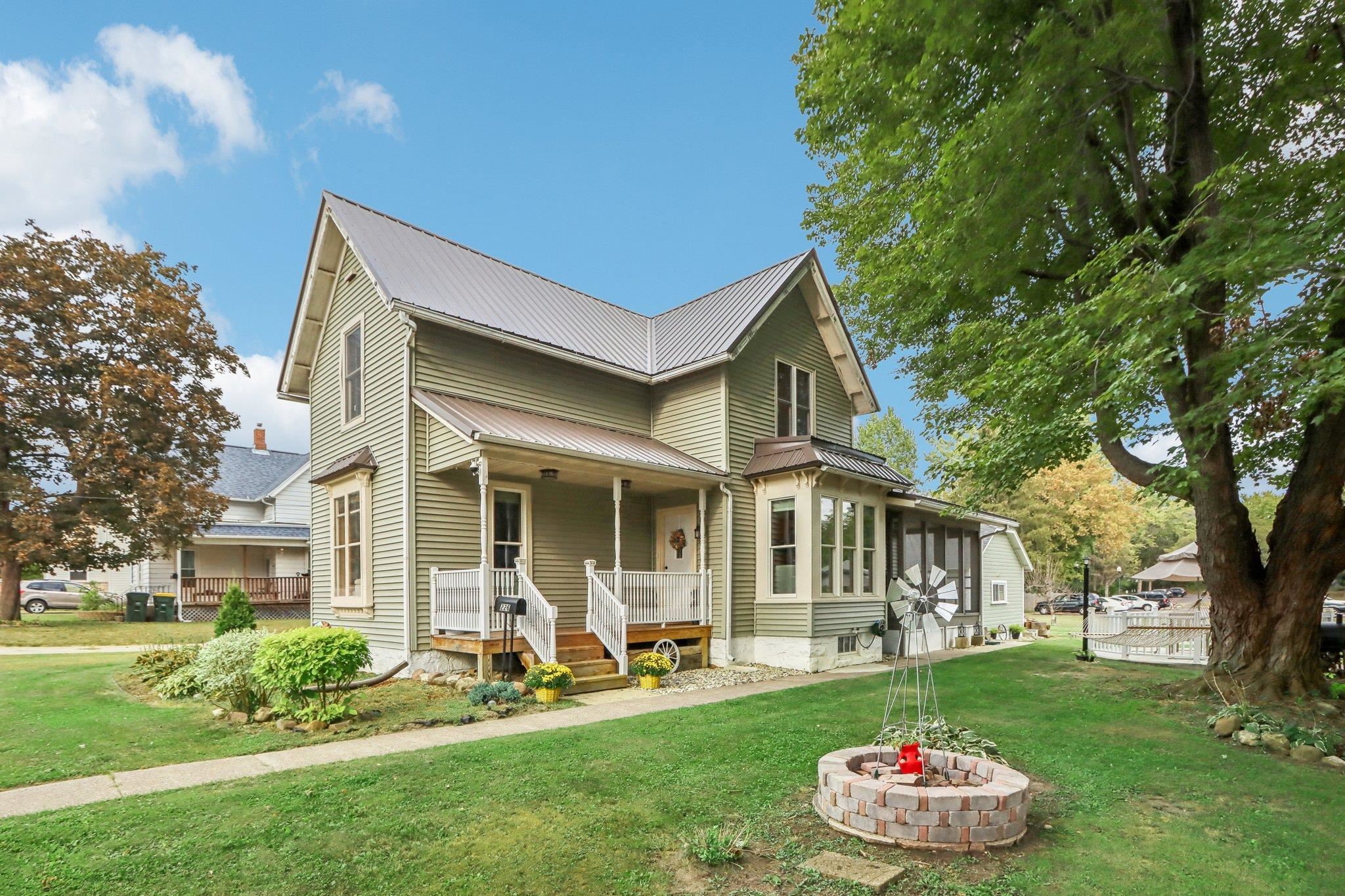 226 Laurel Street
