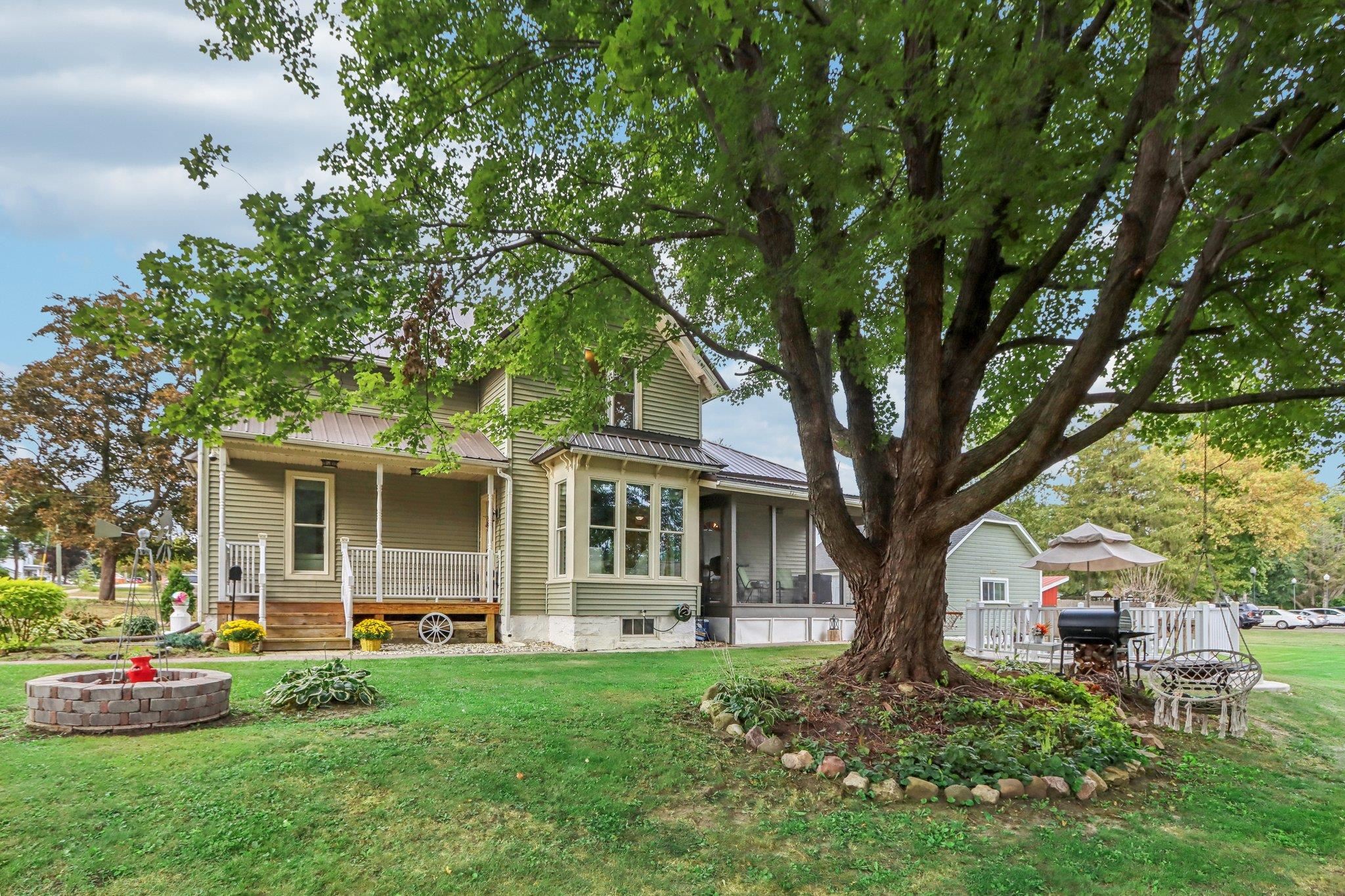 226 Laurel Street