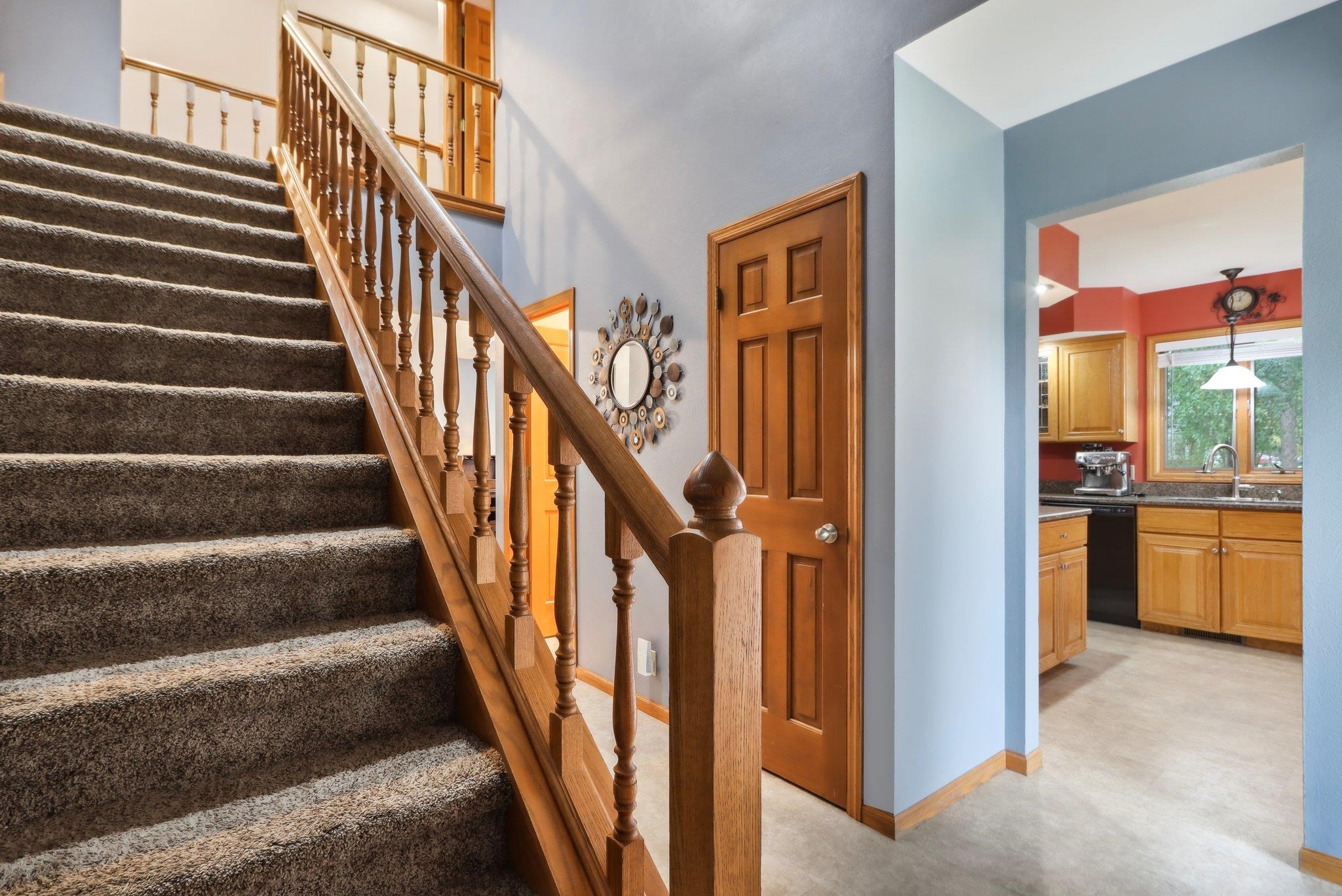1225 Woodbridge Court