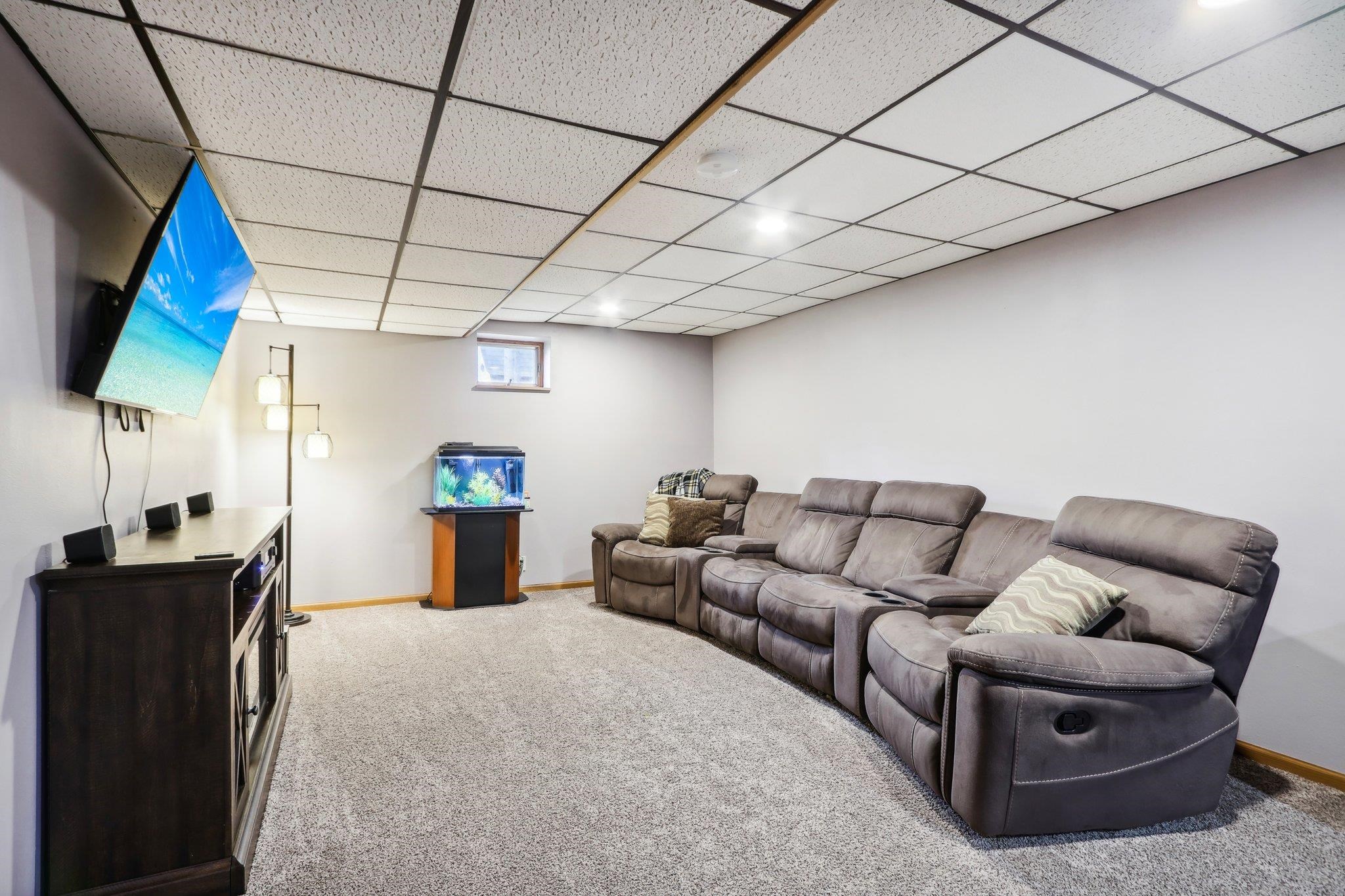 1225 Woodbridge Court