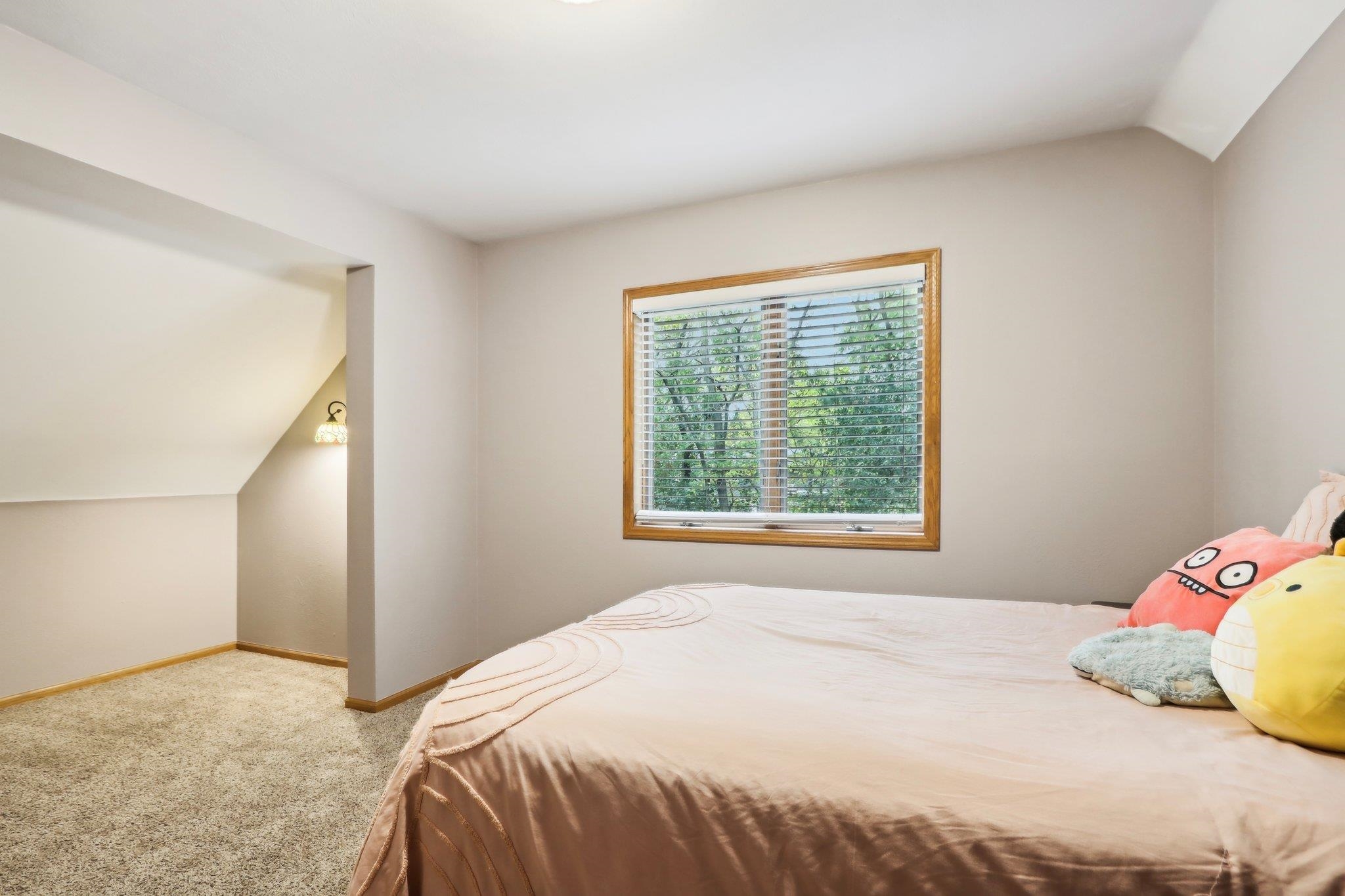 1225 Woodbridge Court
