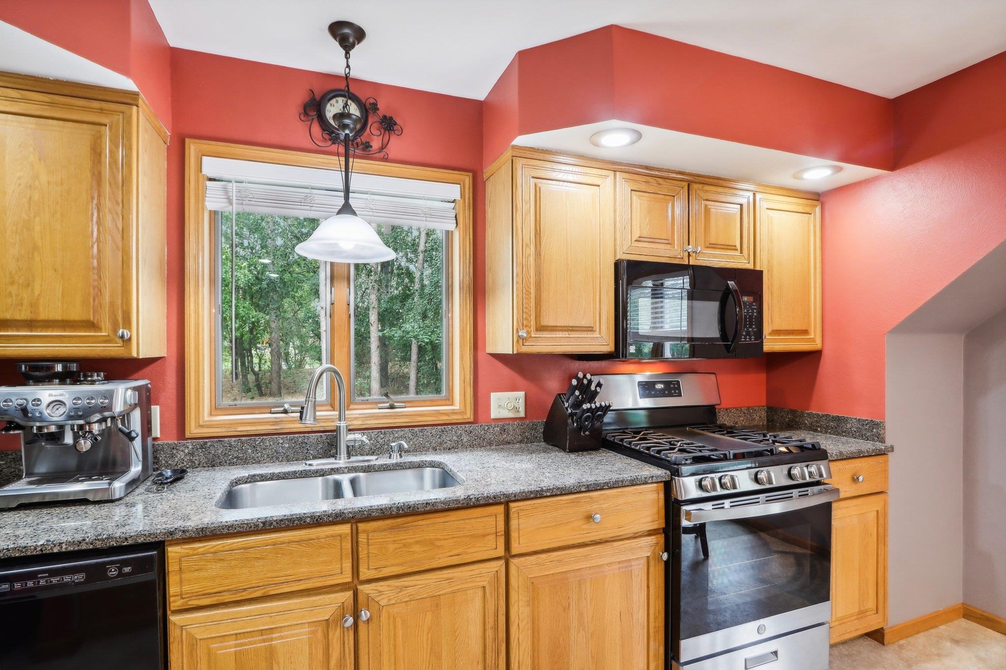 1225 Woodbridge Court
