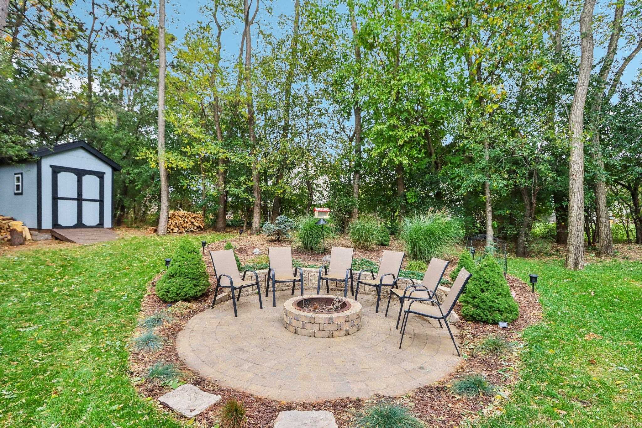 1225 Woodbridge Court