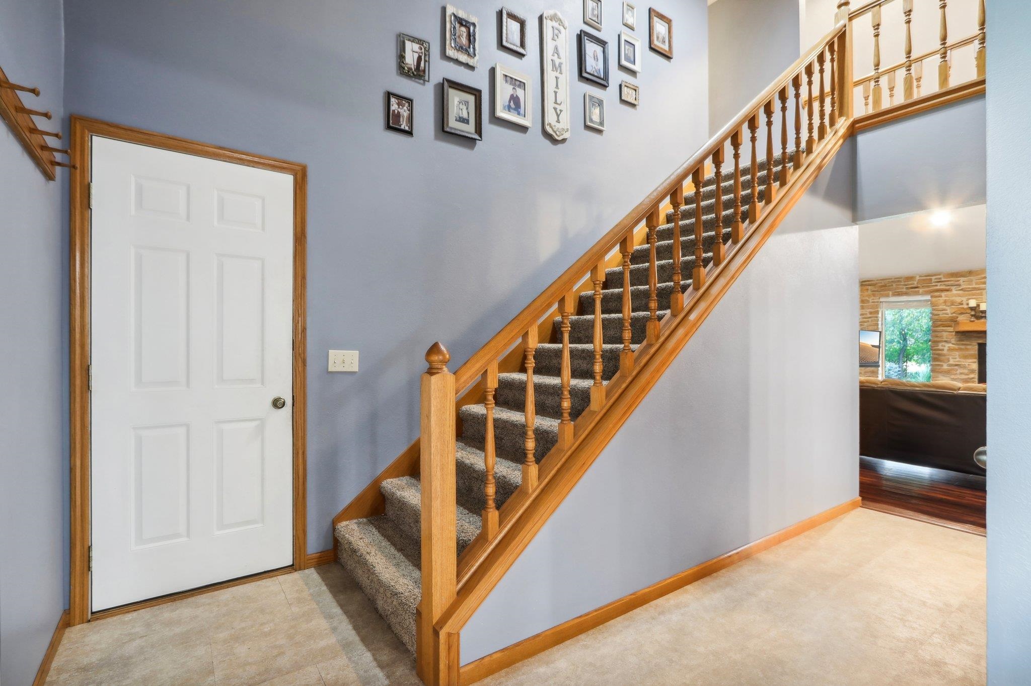 1225 Woodbridge Court
