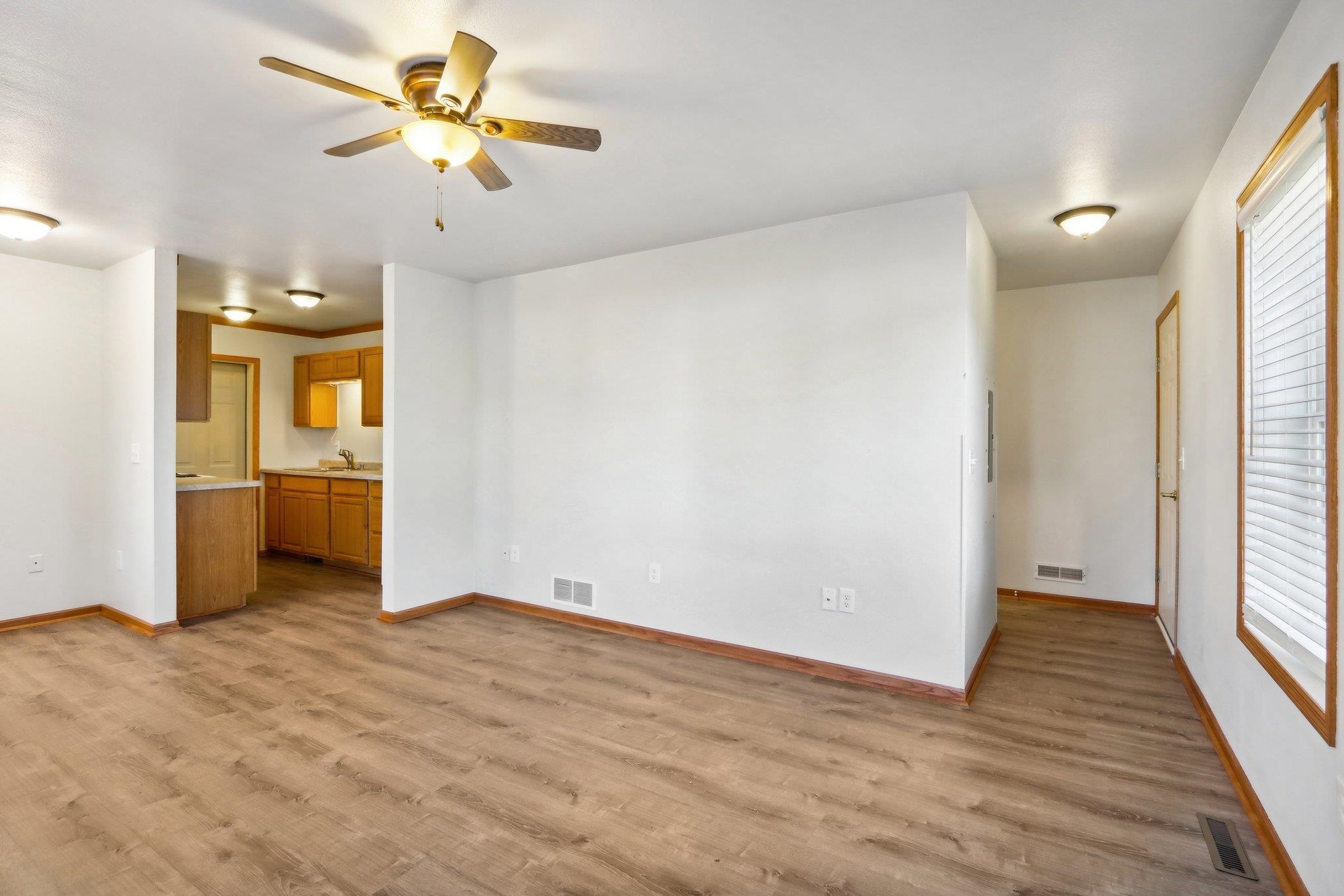 248 W Lake Avenue