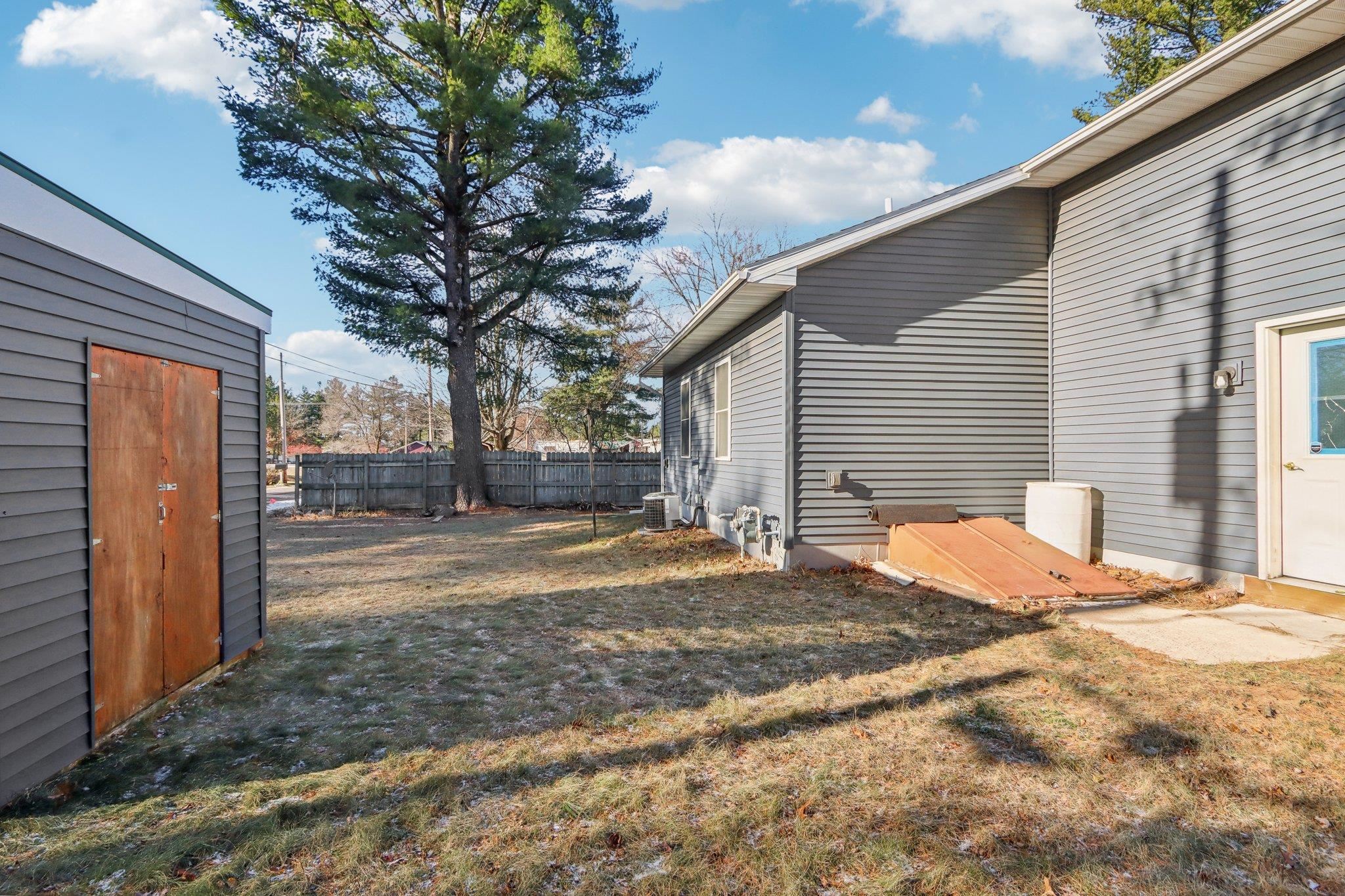 248 W Lake Avenue