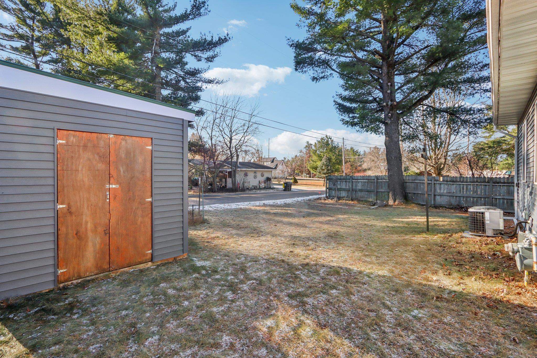 248 W Lake Avenue