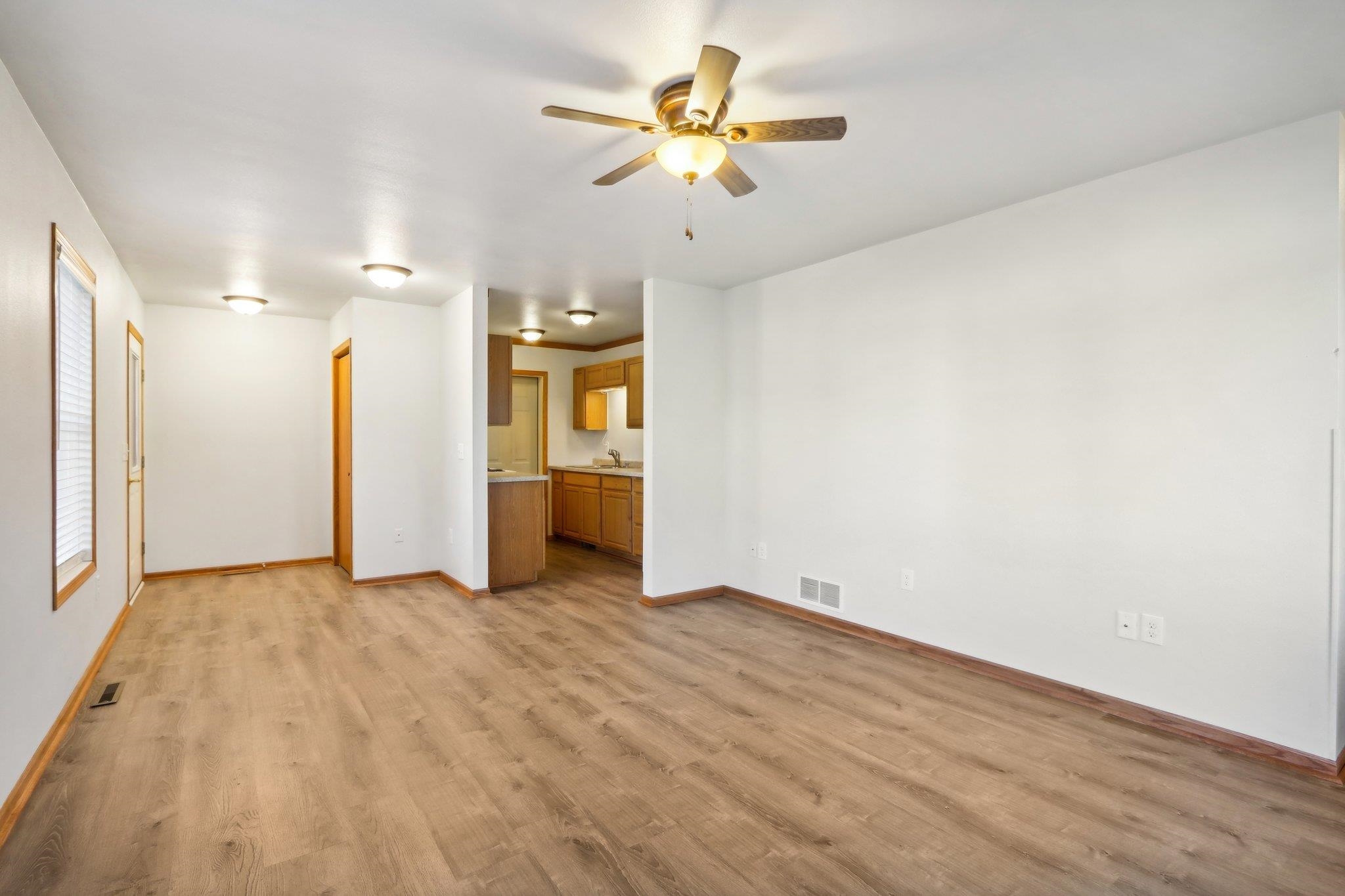 248 W Lake Avenue