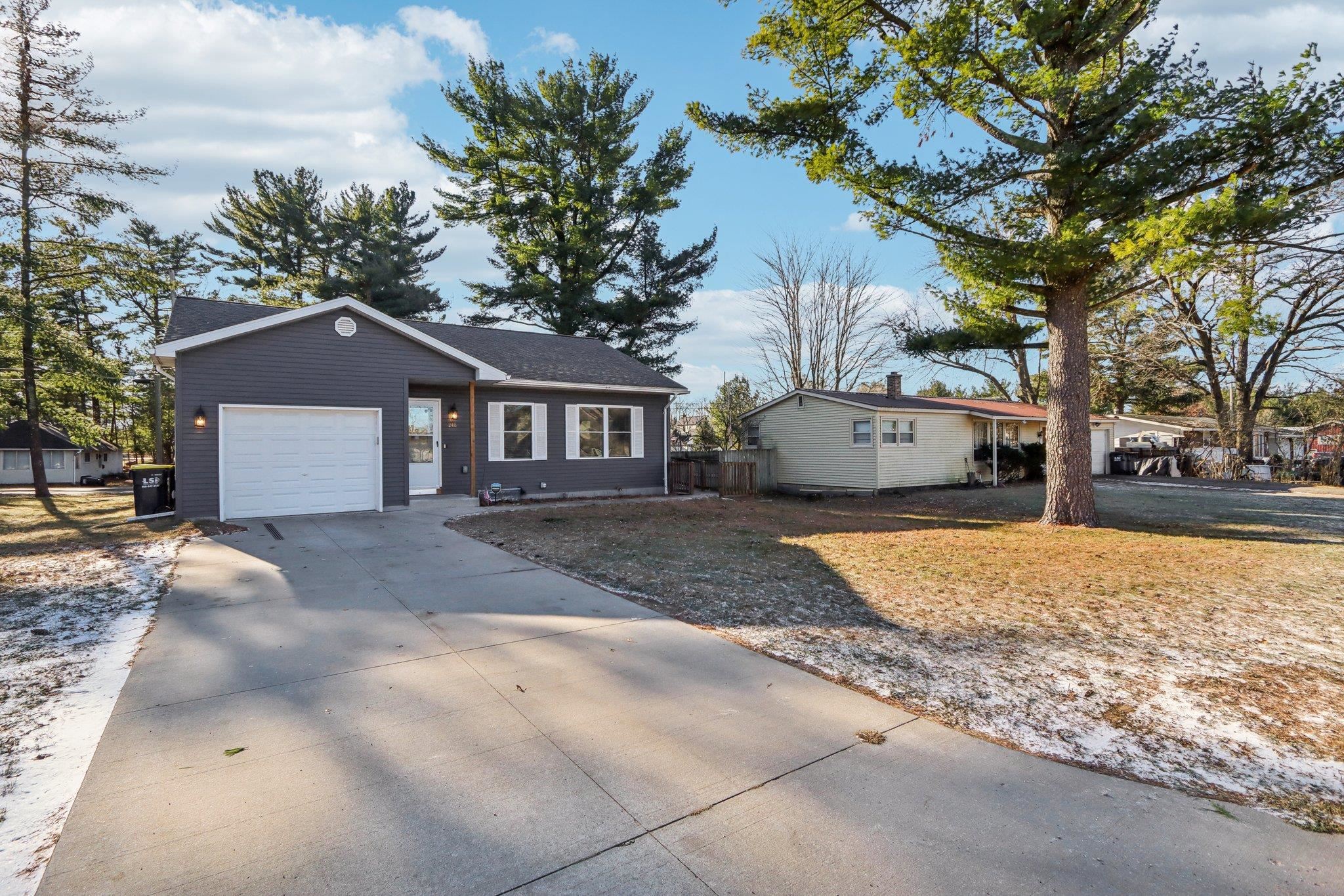 248 W Lake Avenue