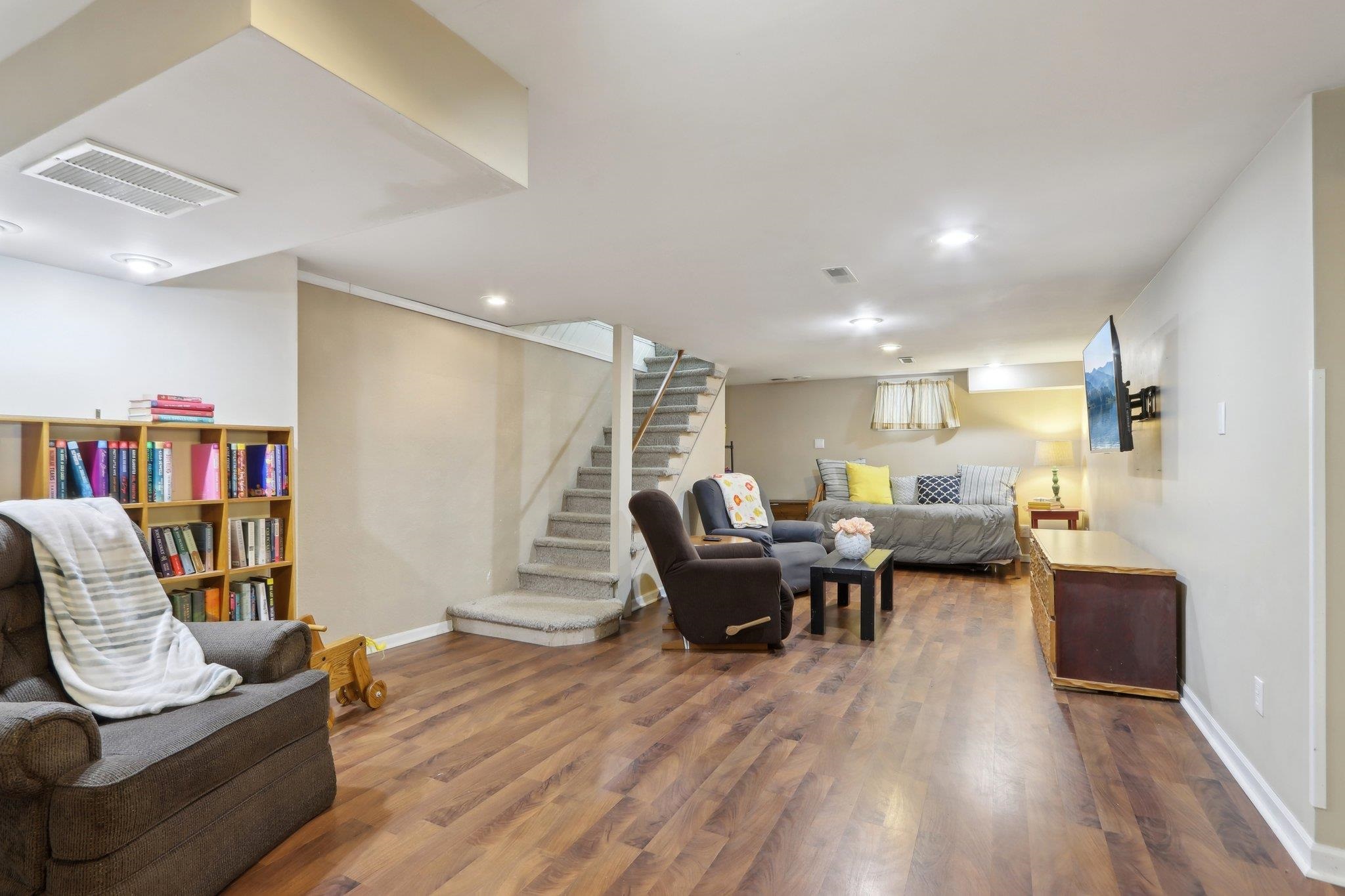 448 8th Street