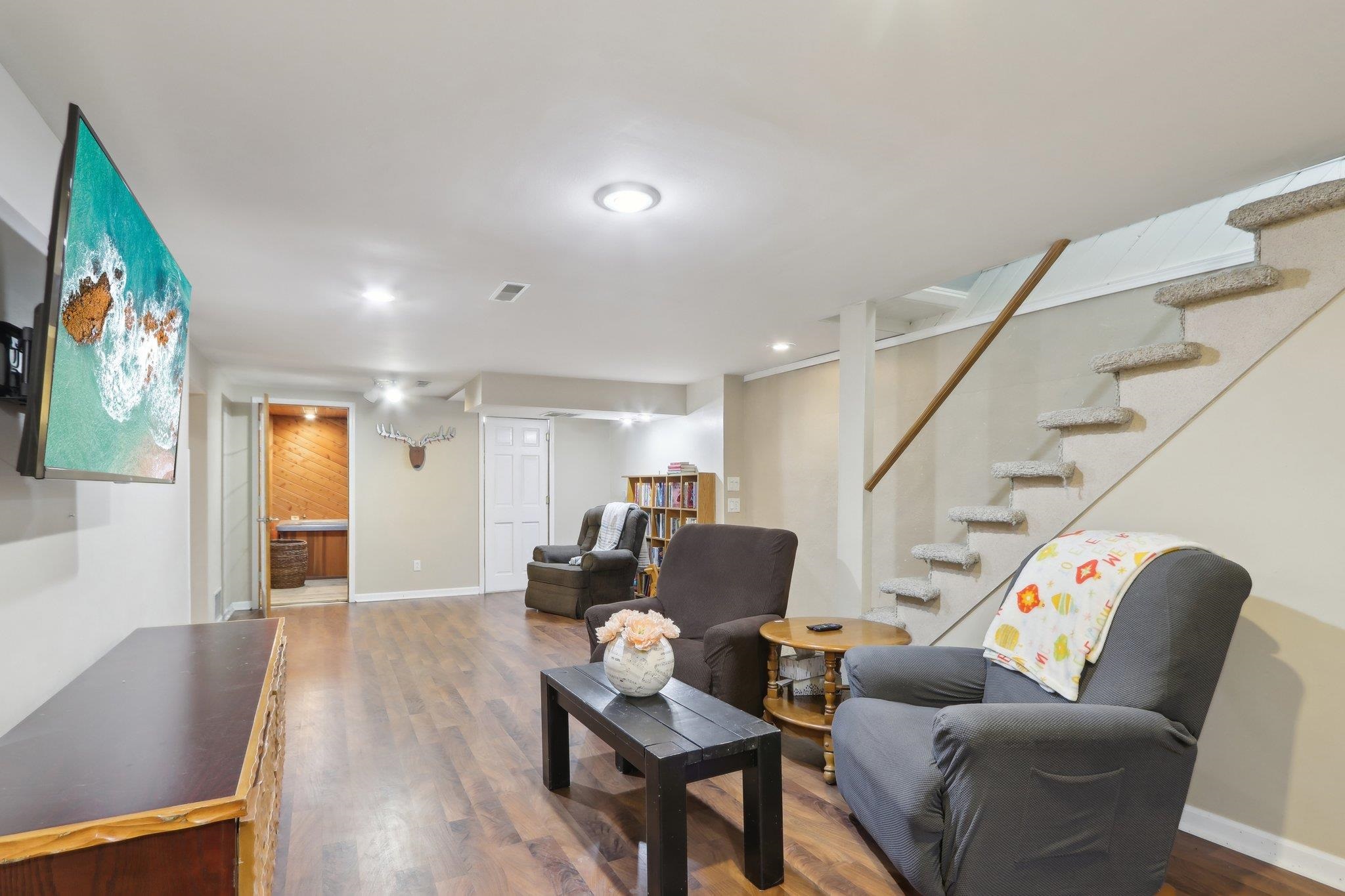 448 8th Street