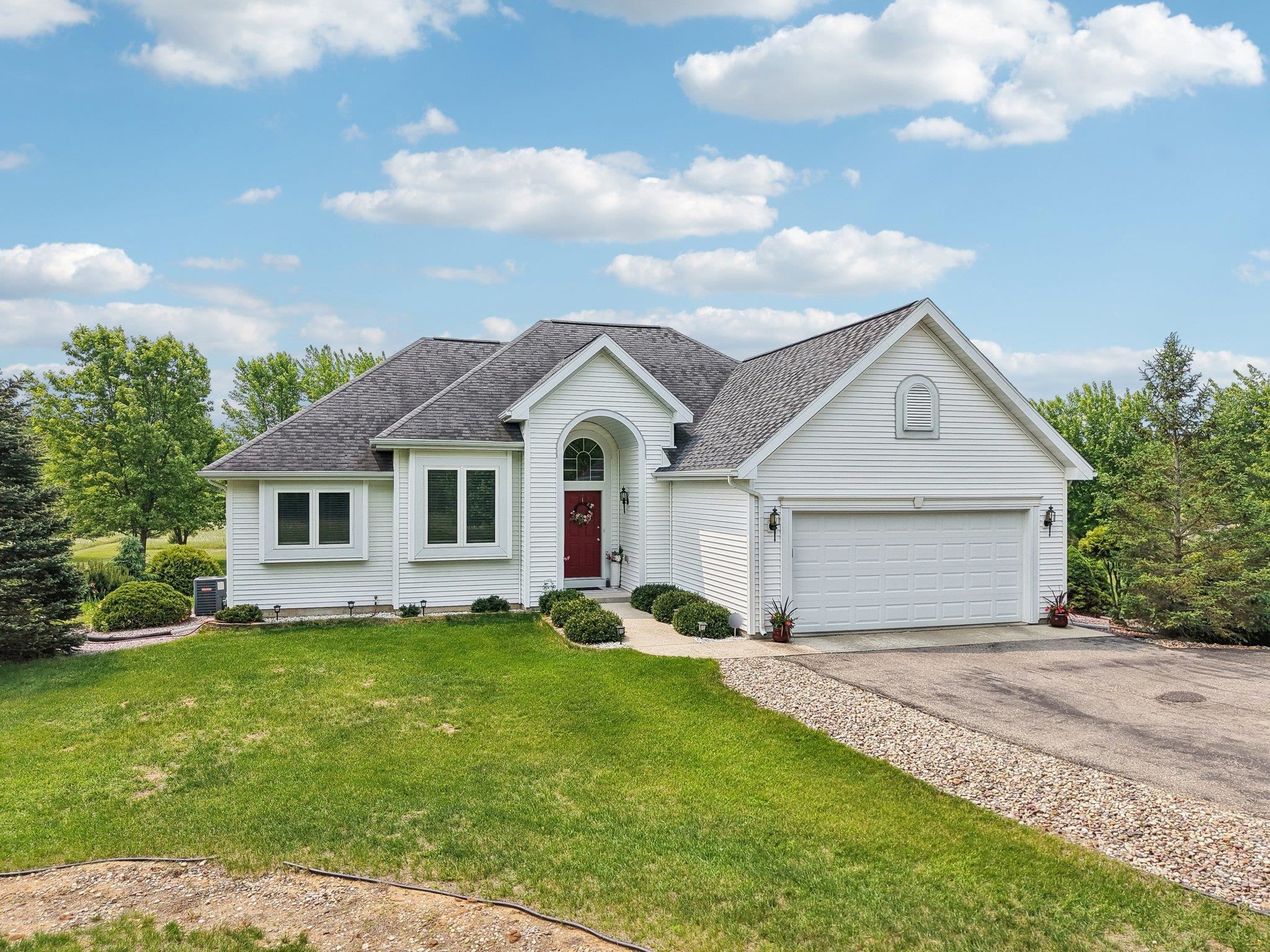 E8887 Oak Hill Road