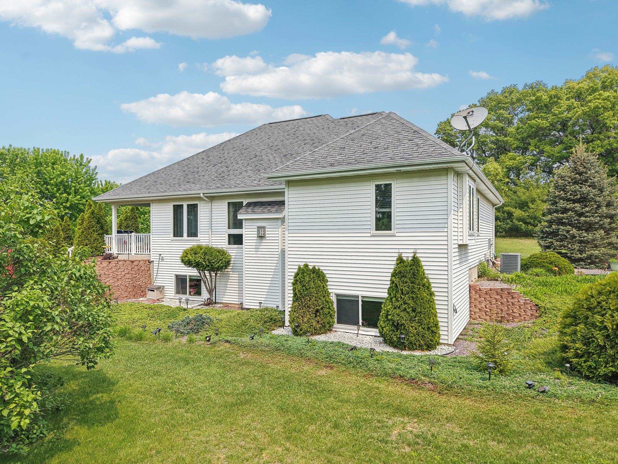 E8887 Oak Hill Road