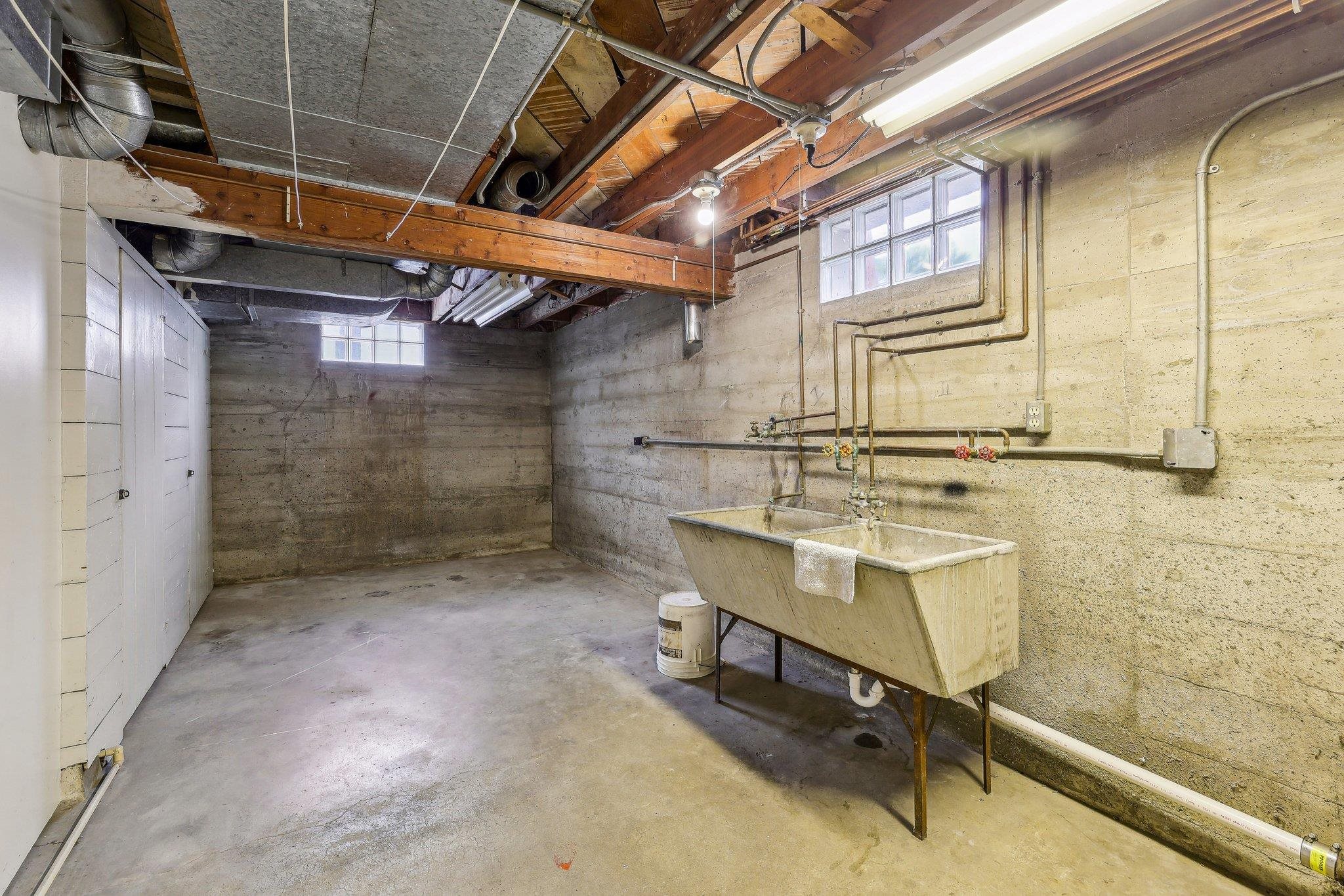 3431 Richard Street