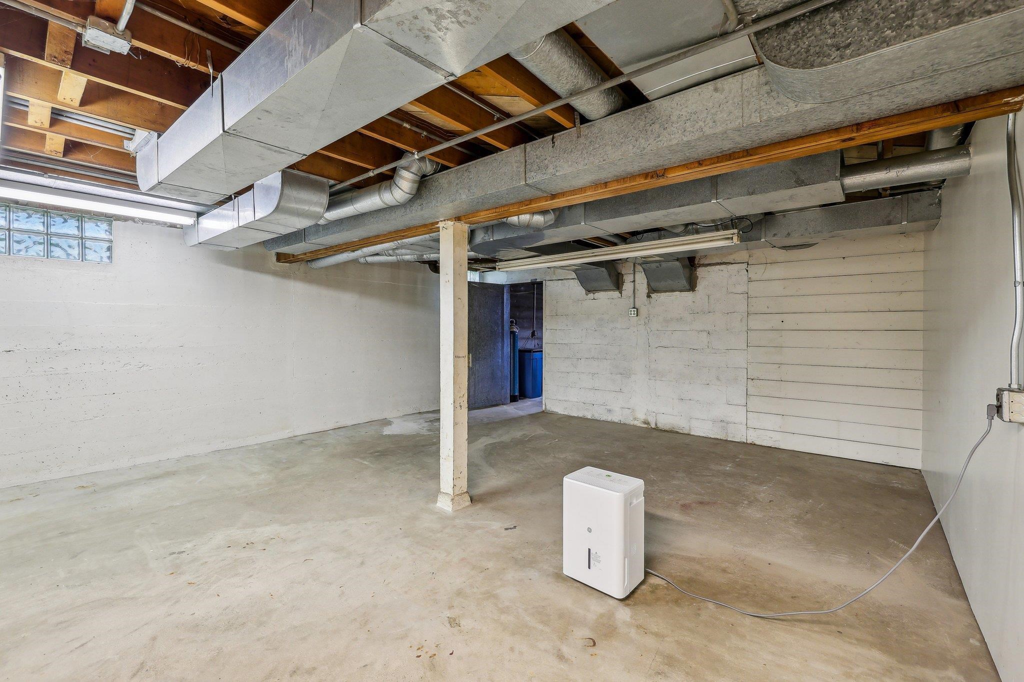 3431 Richard Street