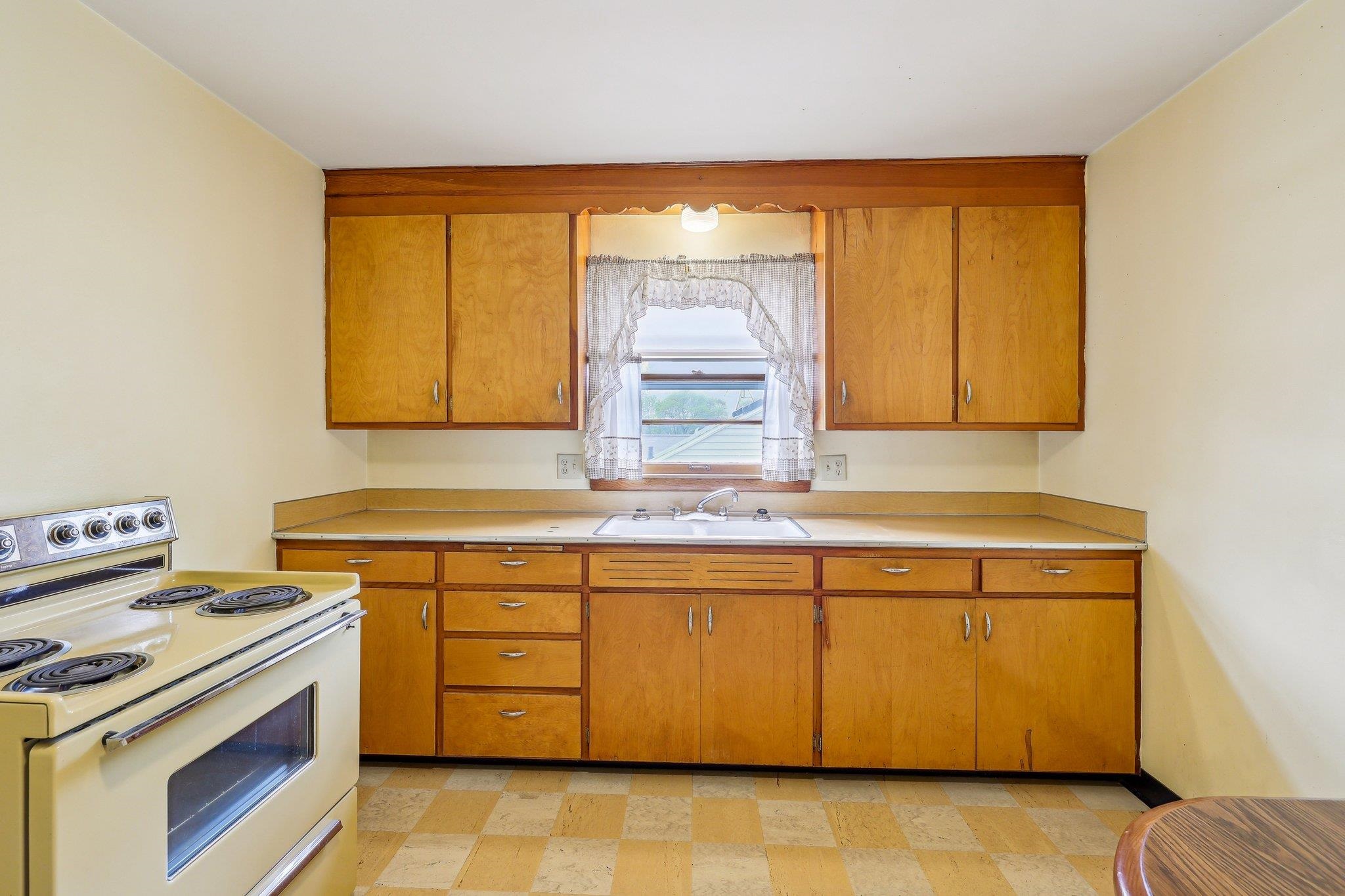3431 Richard Street