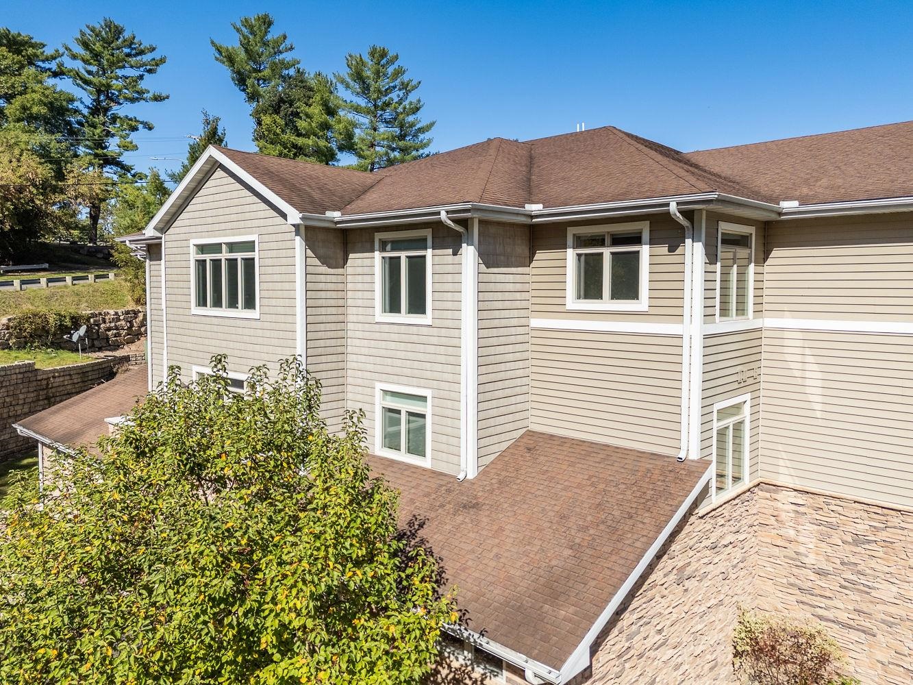 715 Canyon Road 8