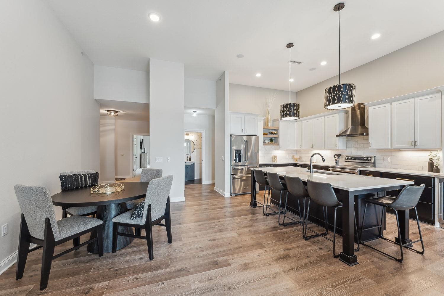 715 Canyon Road 8