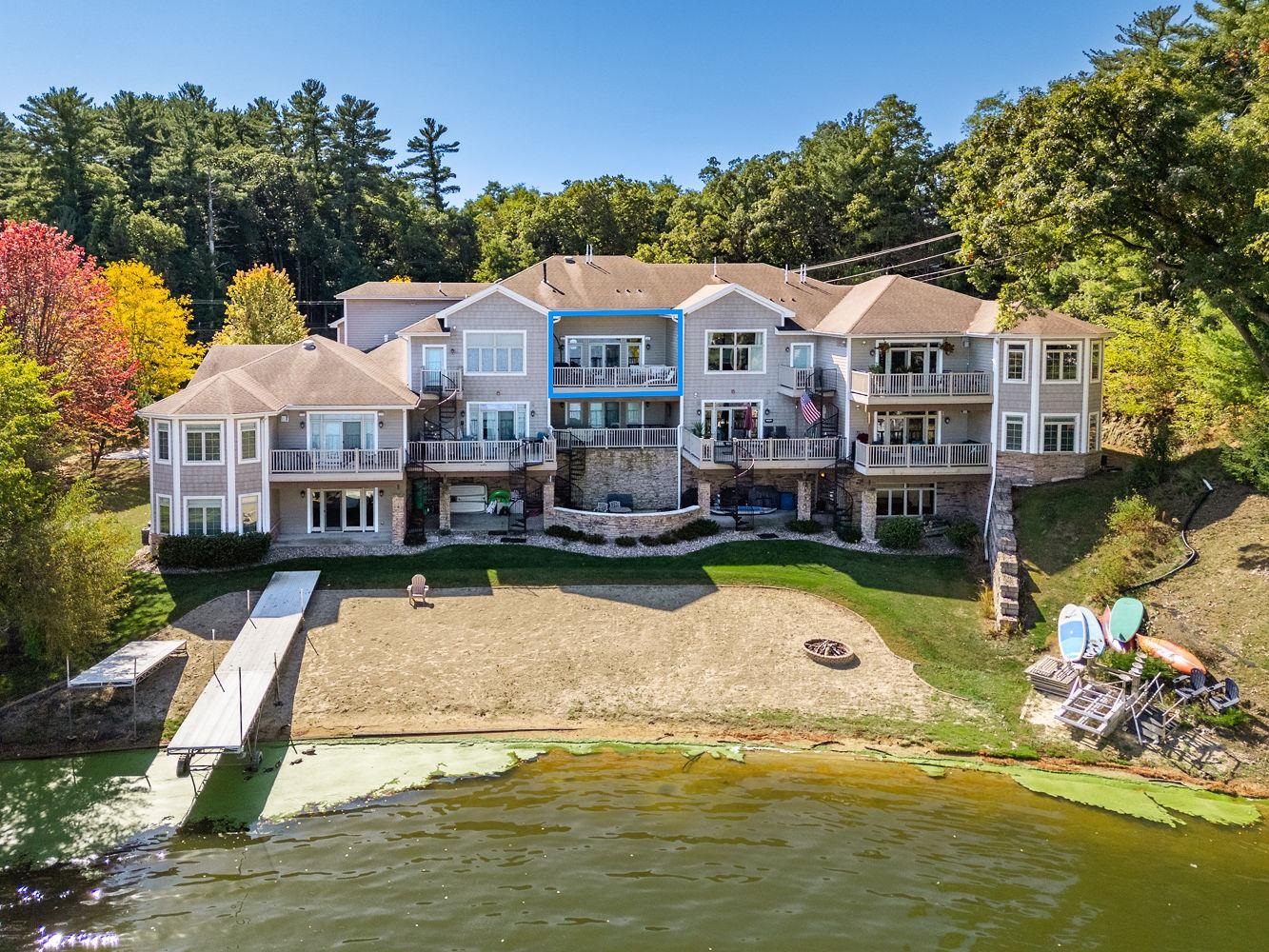 715 Canyon Road 8