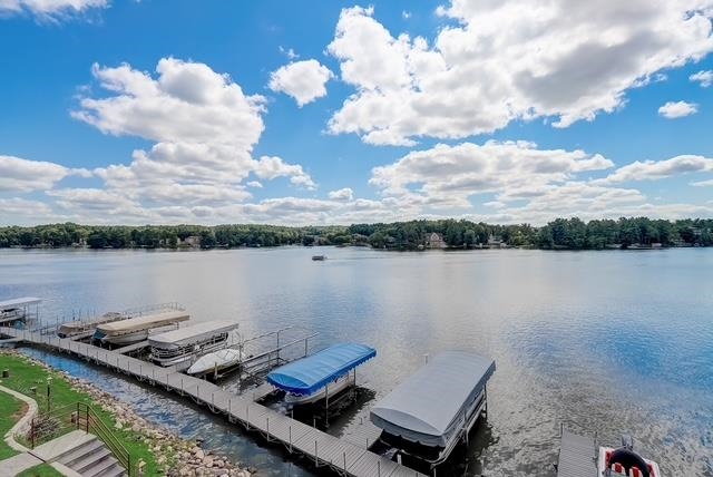 530 E Hiawatha Drive 215