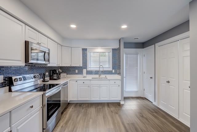 530 E Hiawatha Drive 215