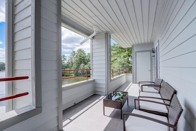 530 E Hiawatha Drive 215