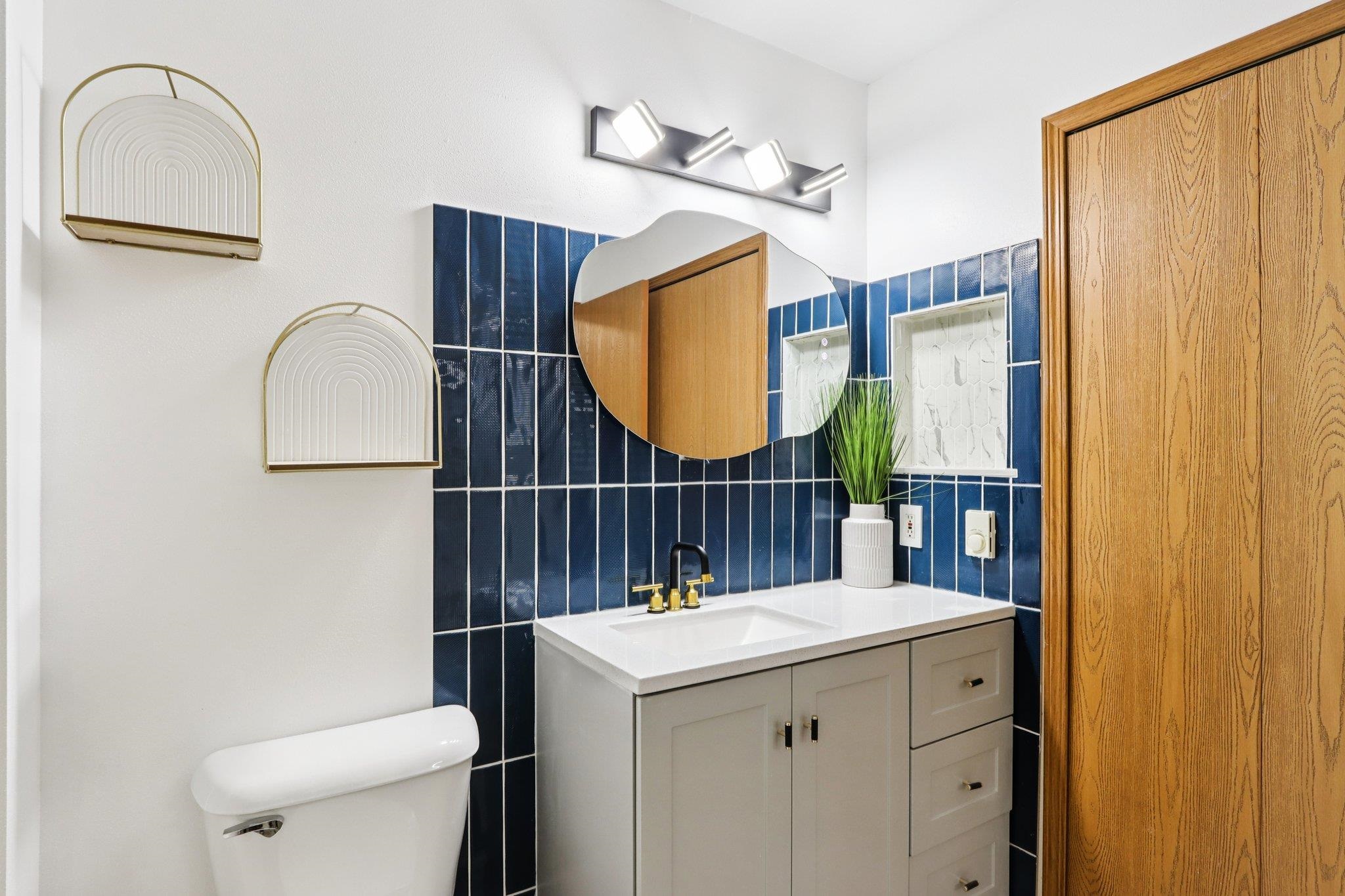 33A Grand Canyon Drive 110