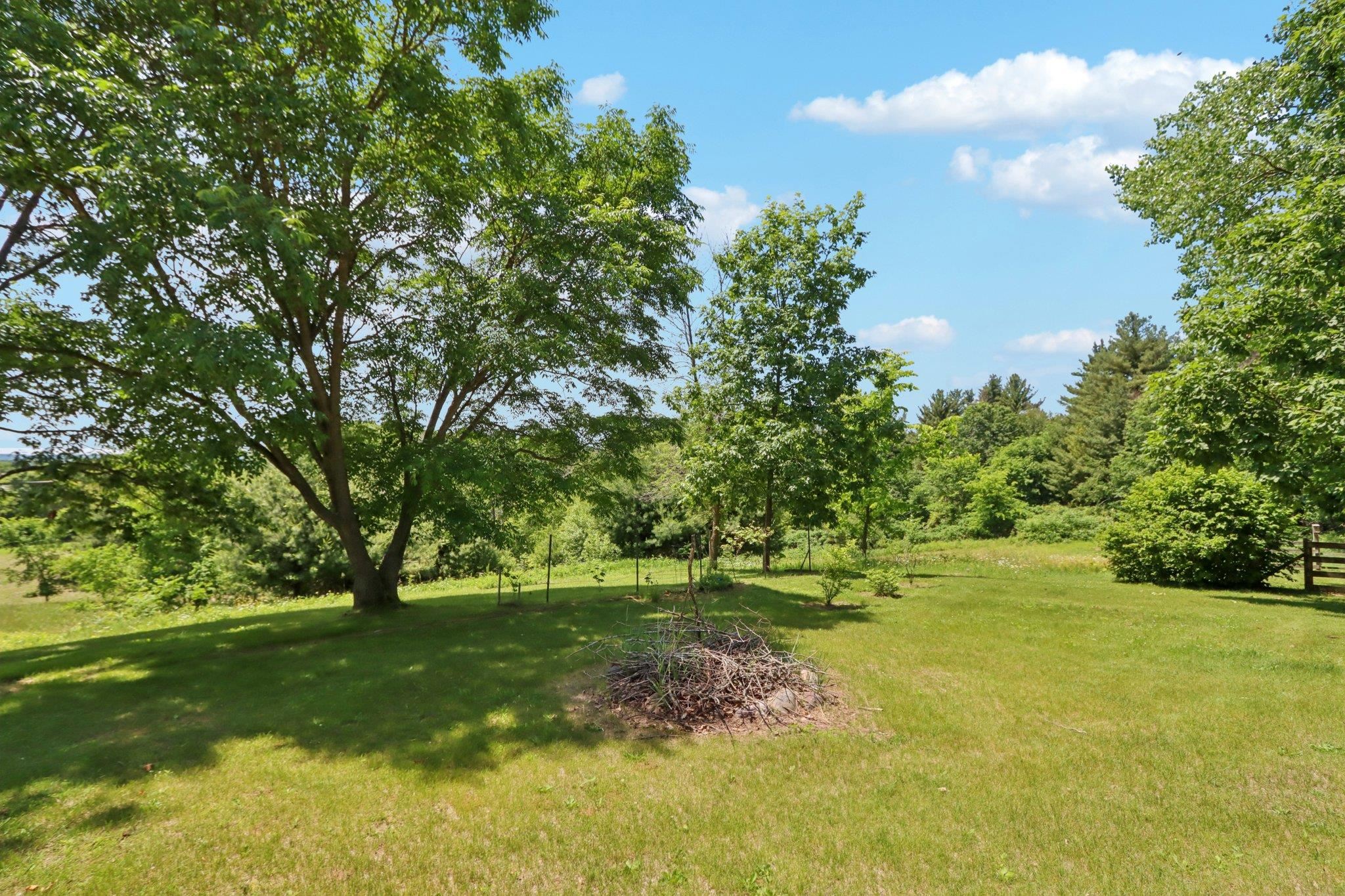 S1431 Coughlin Court