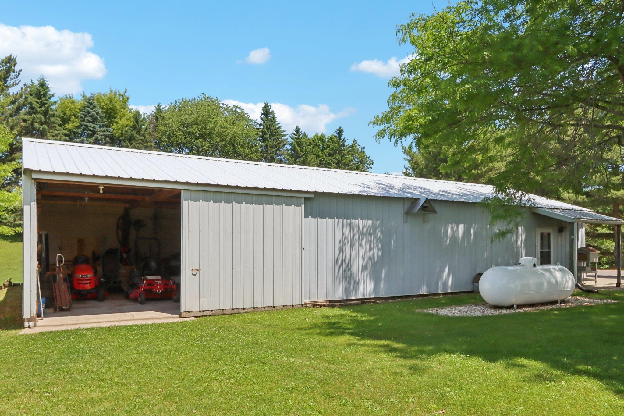 S1431 Coughlin Court