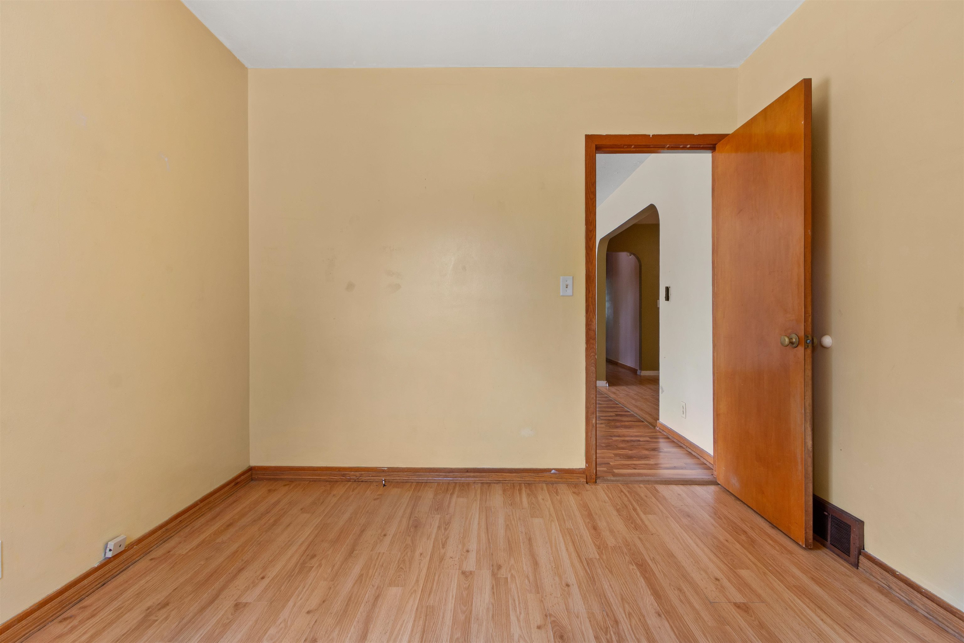 202 W 5th Street