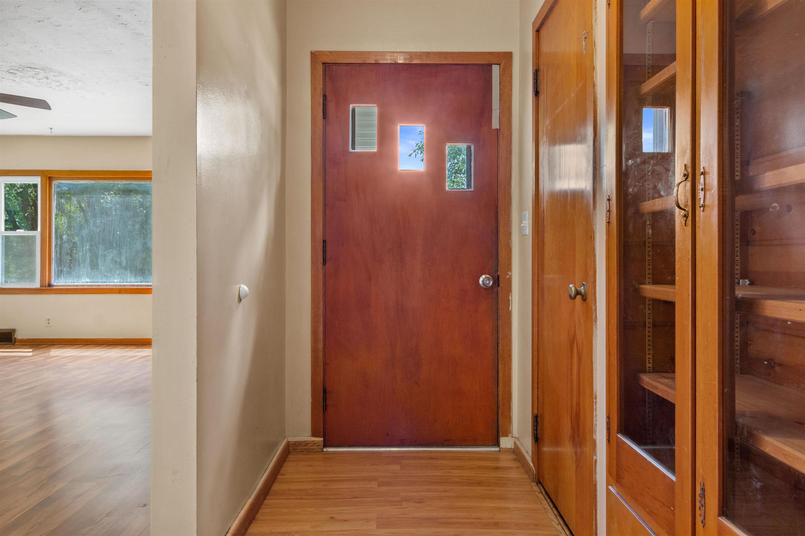 202 W 5th Street