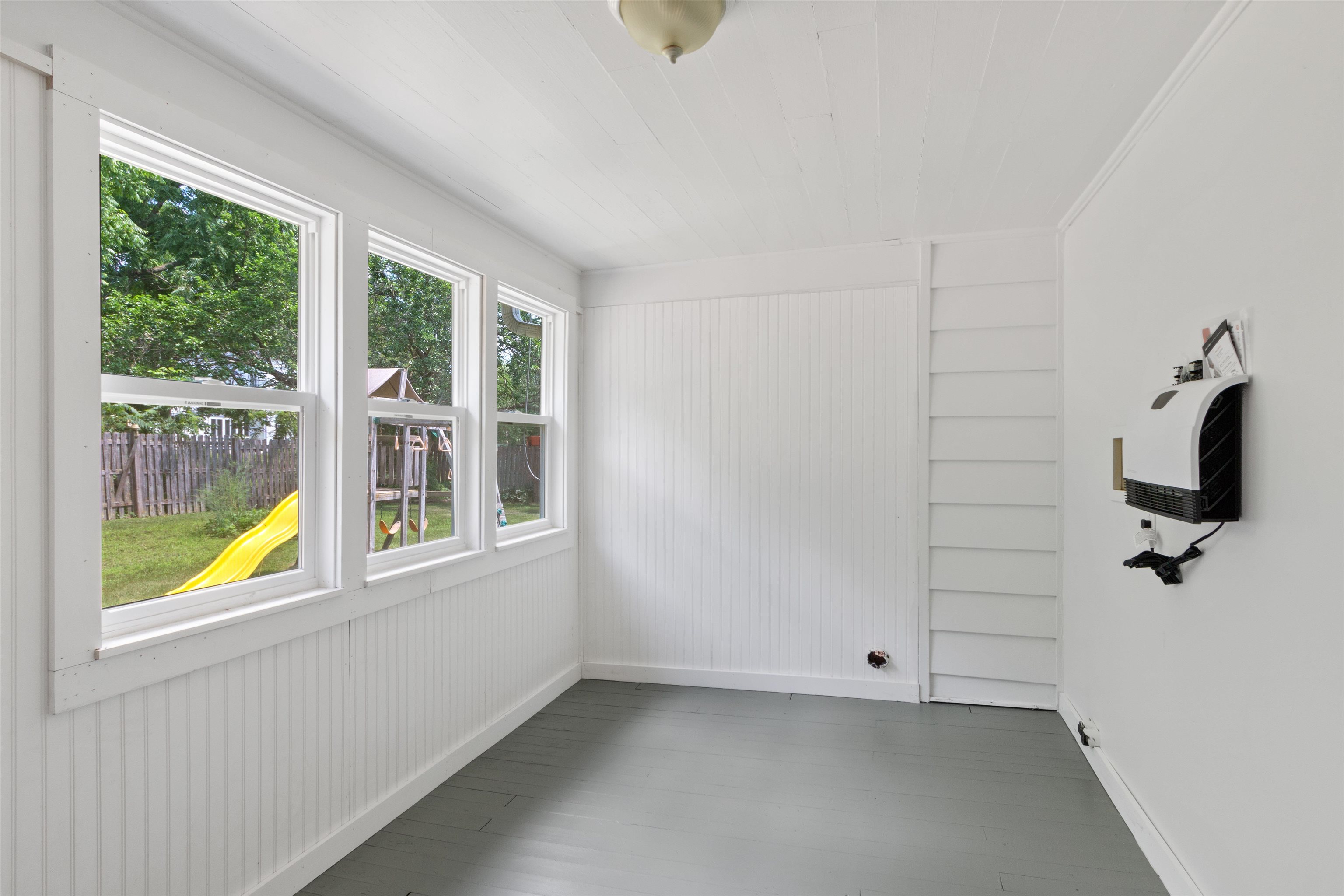 202 W 5th Street