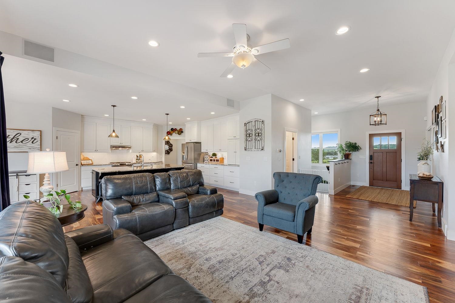 1204 N Northstar Circle