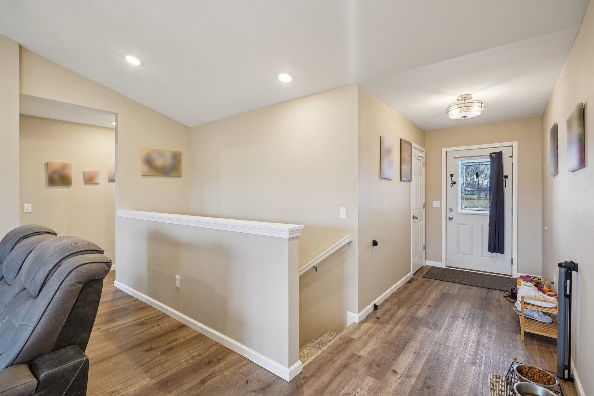 715 Crestview Drive