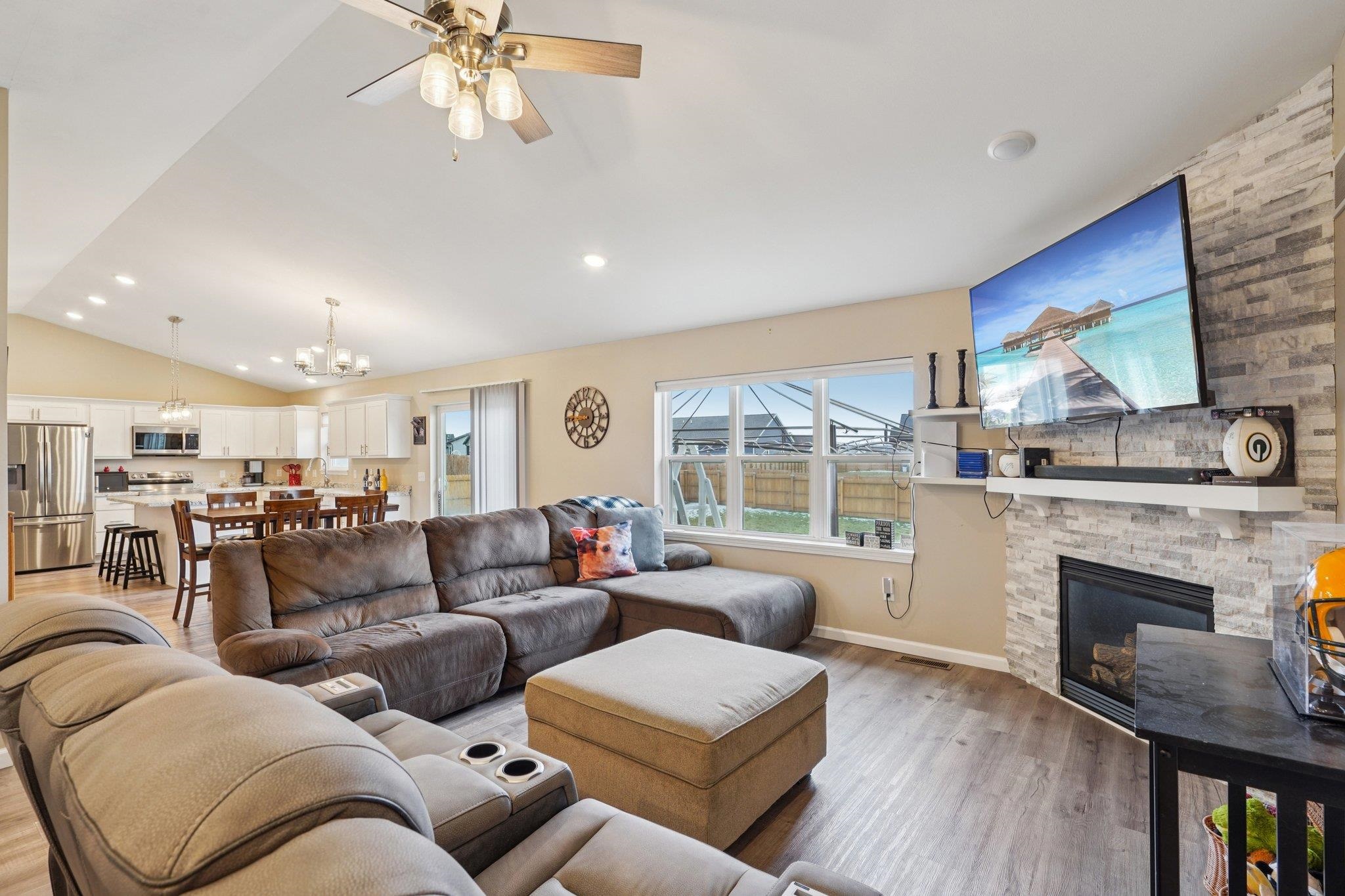 715 Crestview Drive