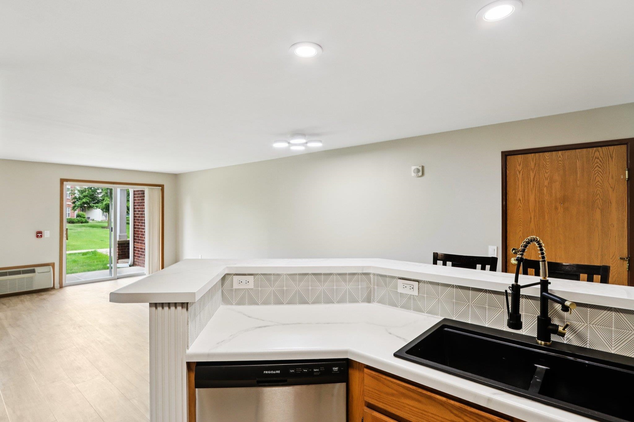 33A Grand Canyon Drive 110