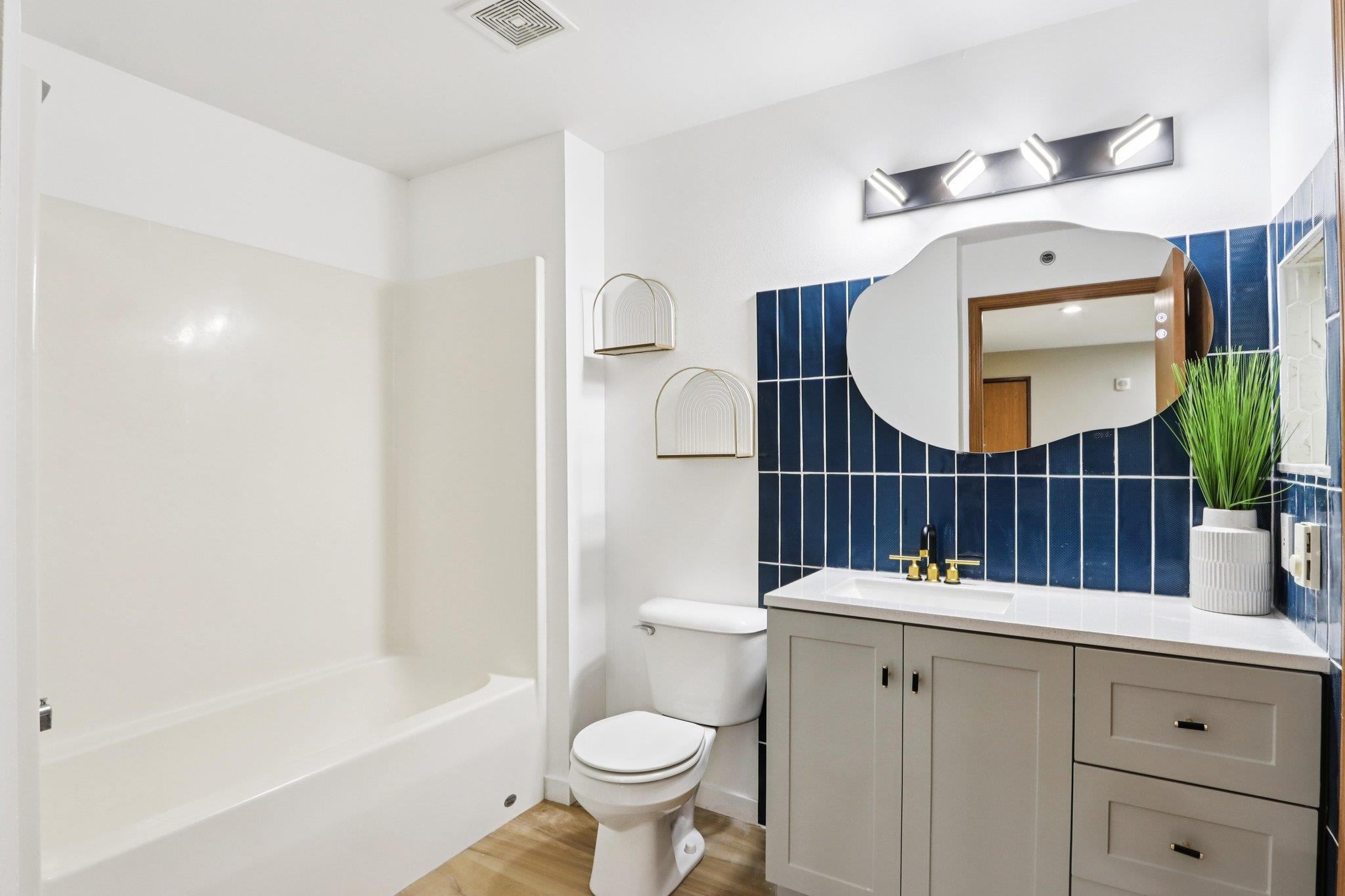 33A Grand Canyon Drive 110